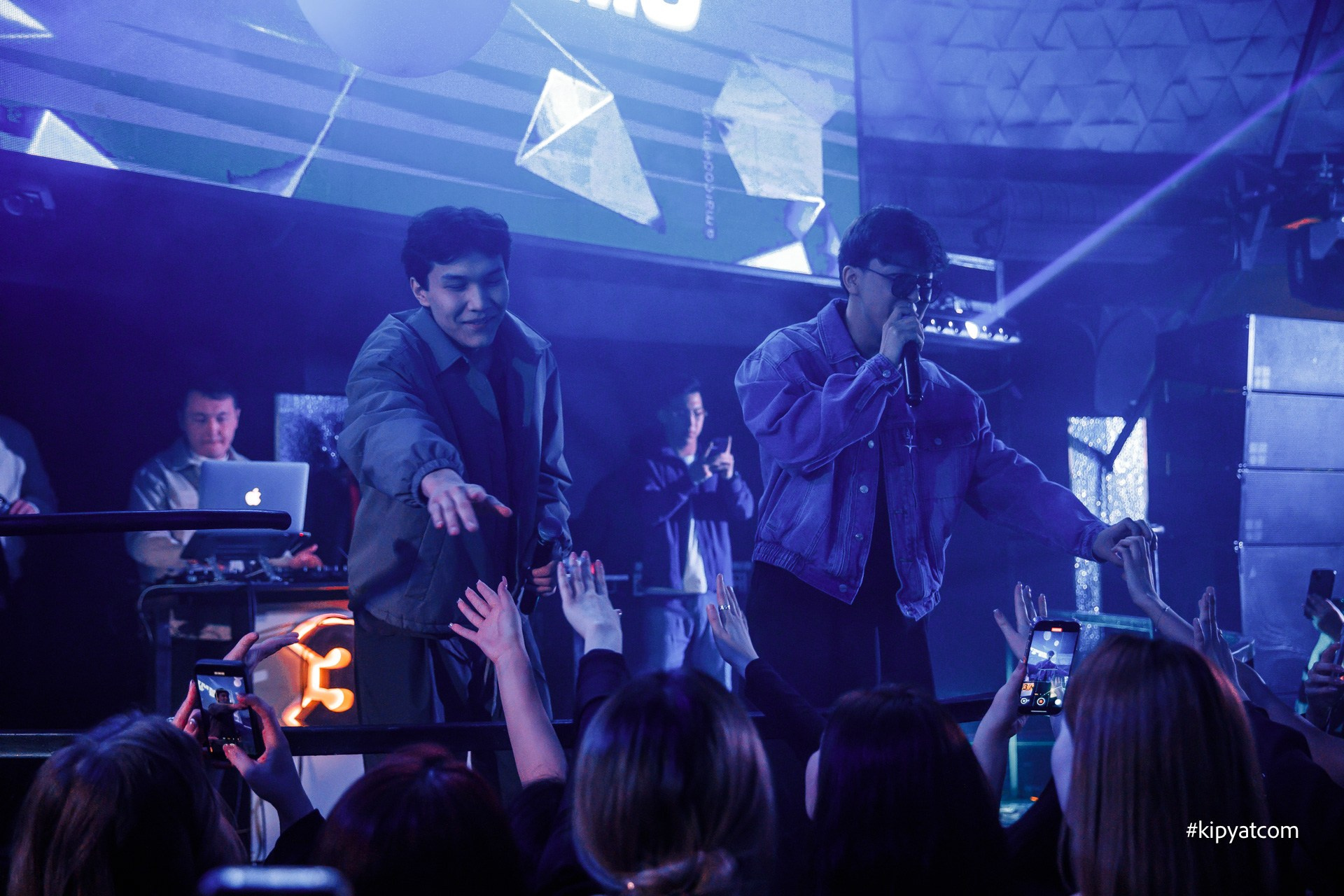 Забери меня. Астана Кипятком