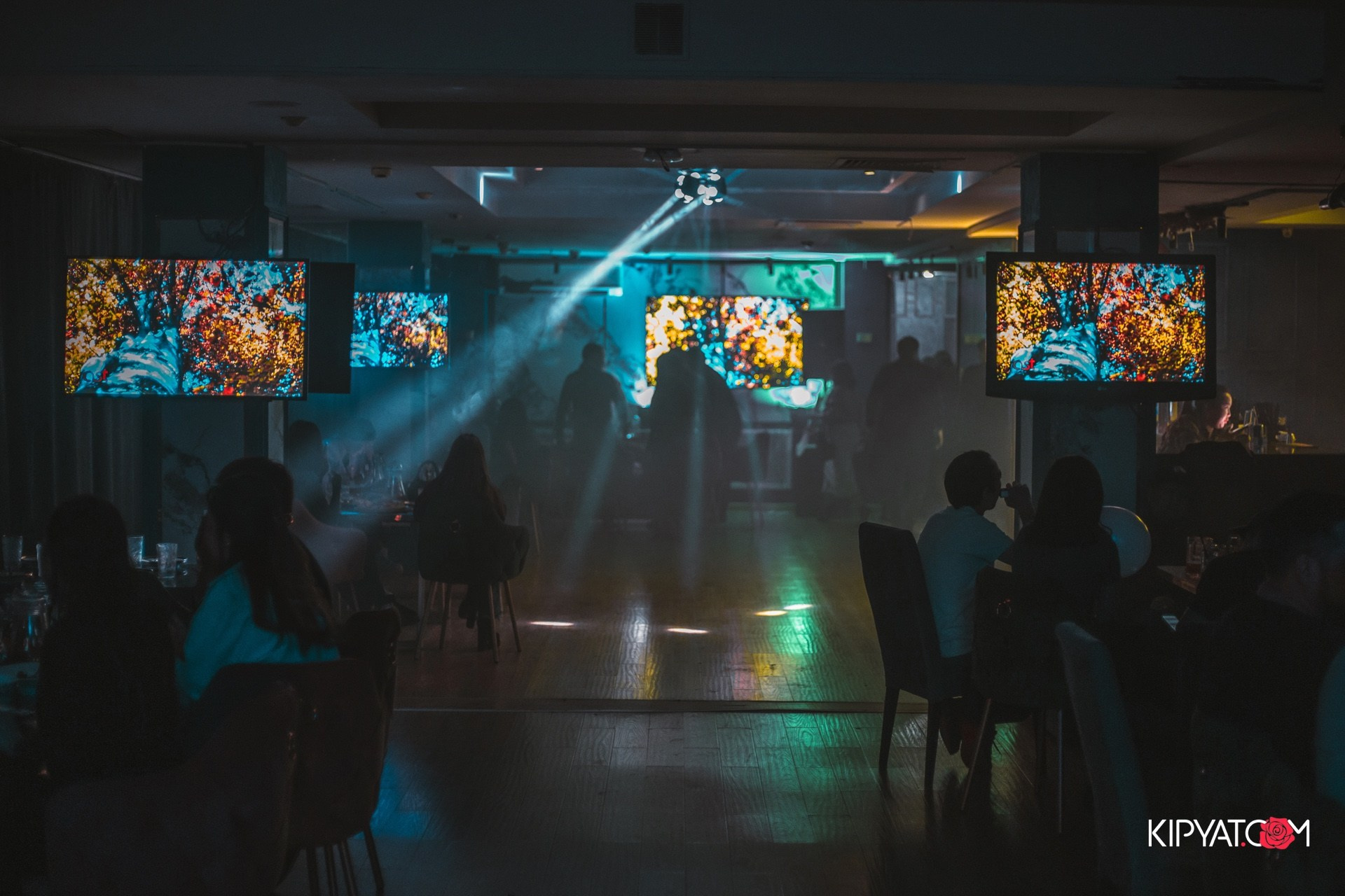 Караоке UE. Астана Кипятком