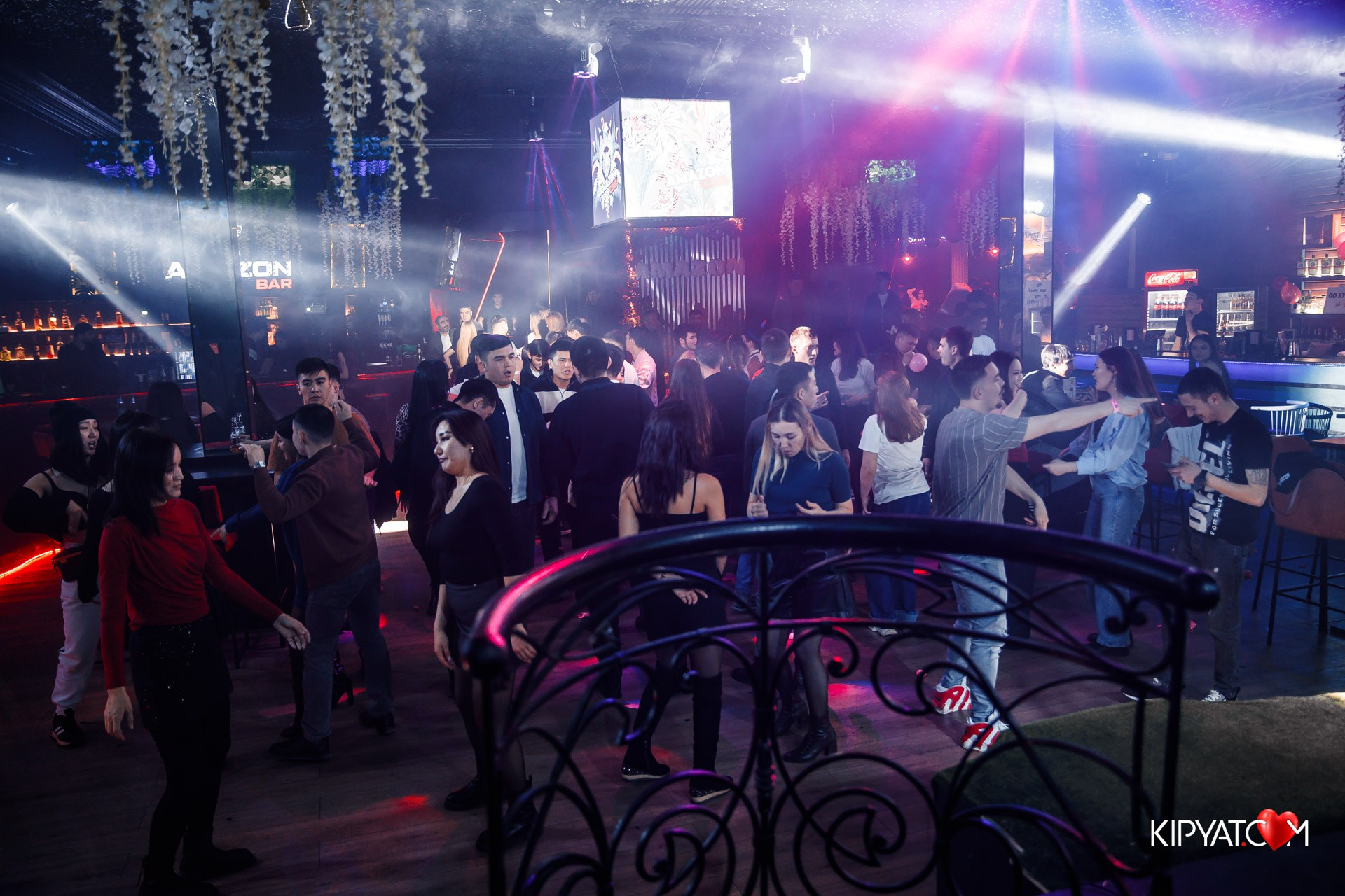 Amazon night club. Астана Кипятком
