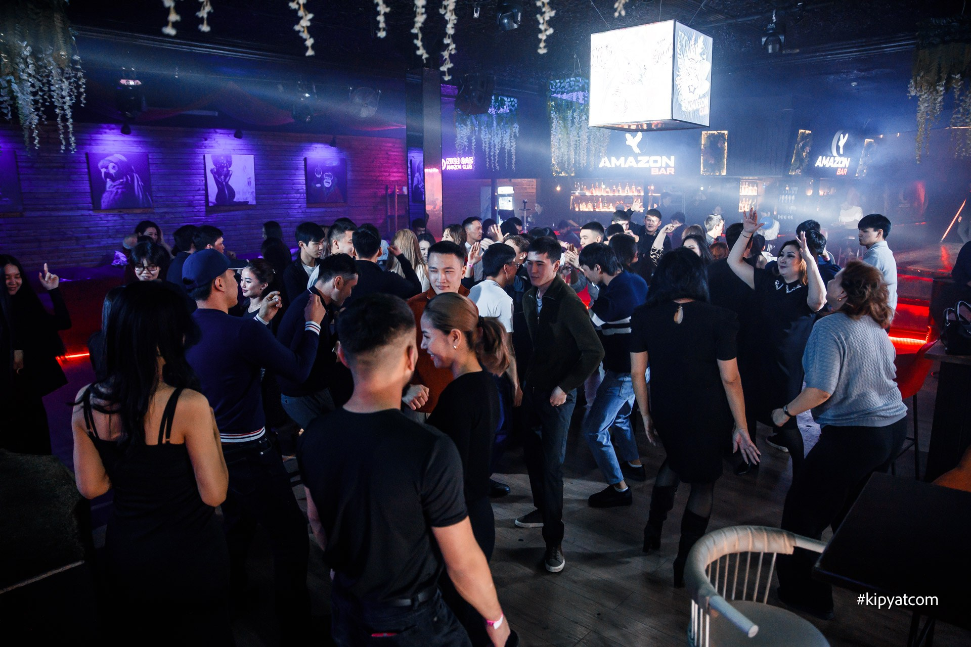 Amazon night club. Астана Кипятком