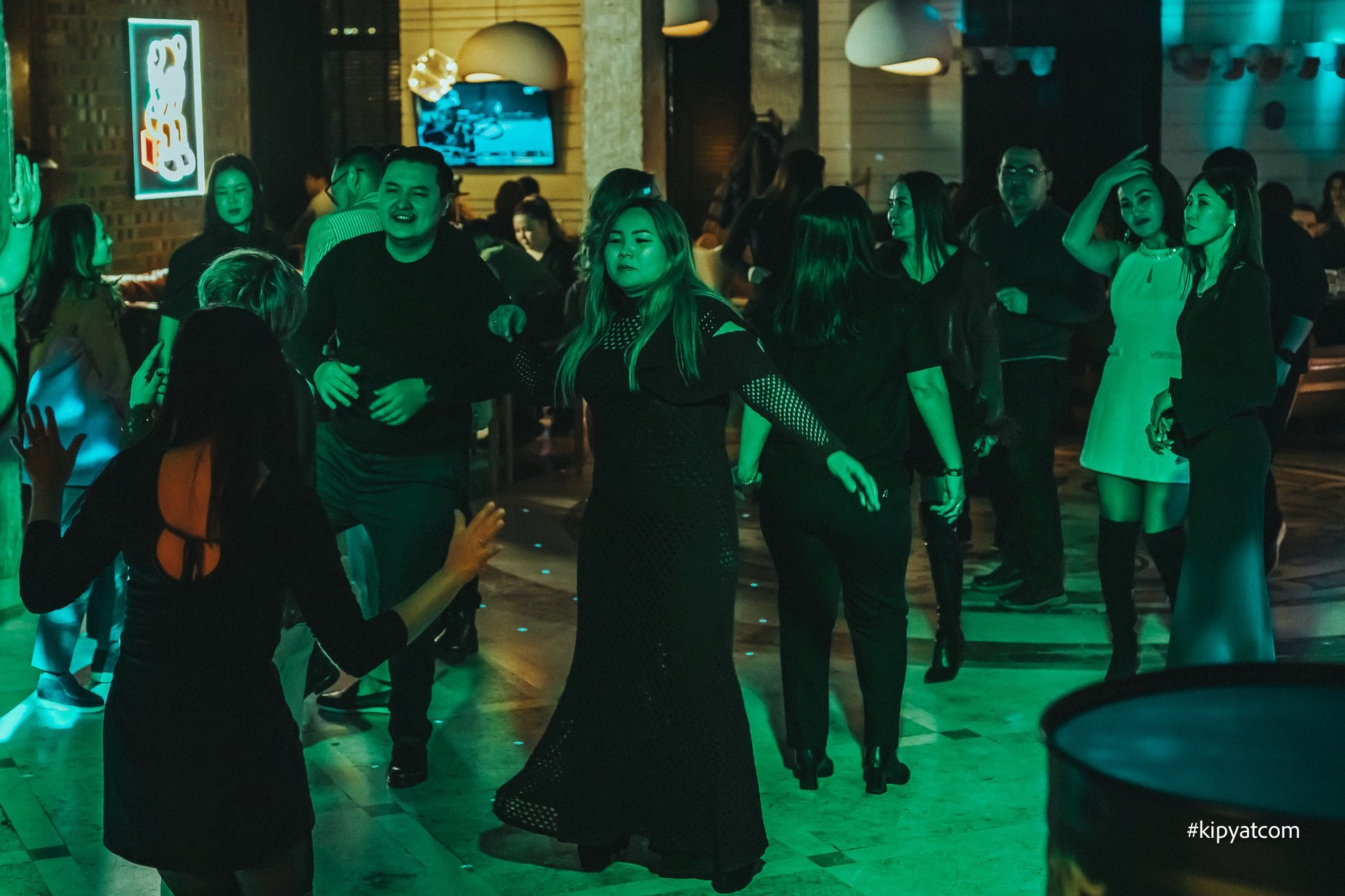 Chechil. Астана Кипятком