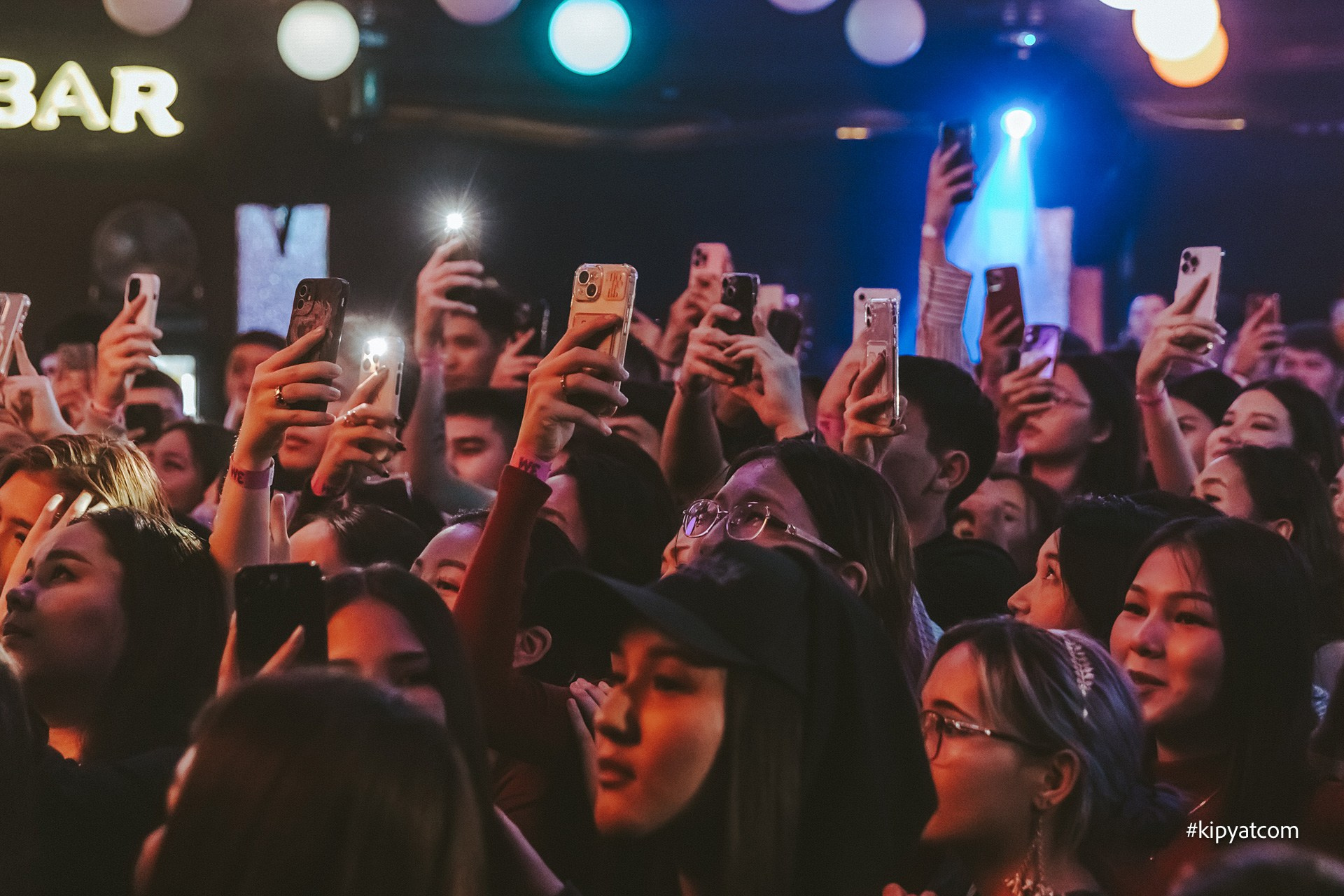 Забери меня. Астана Кипятком