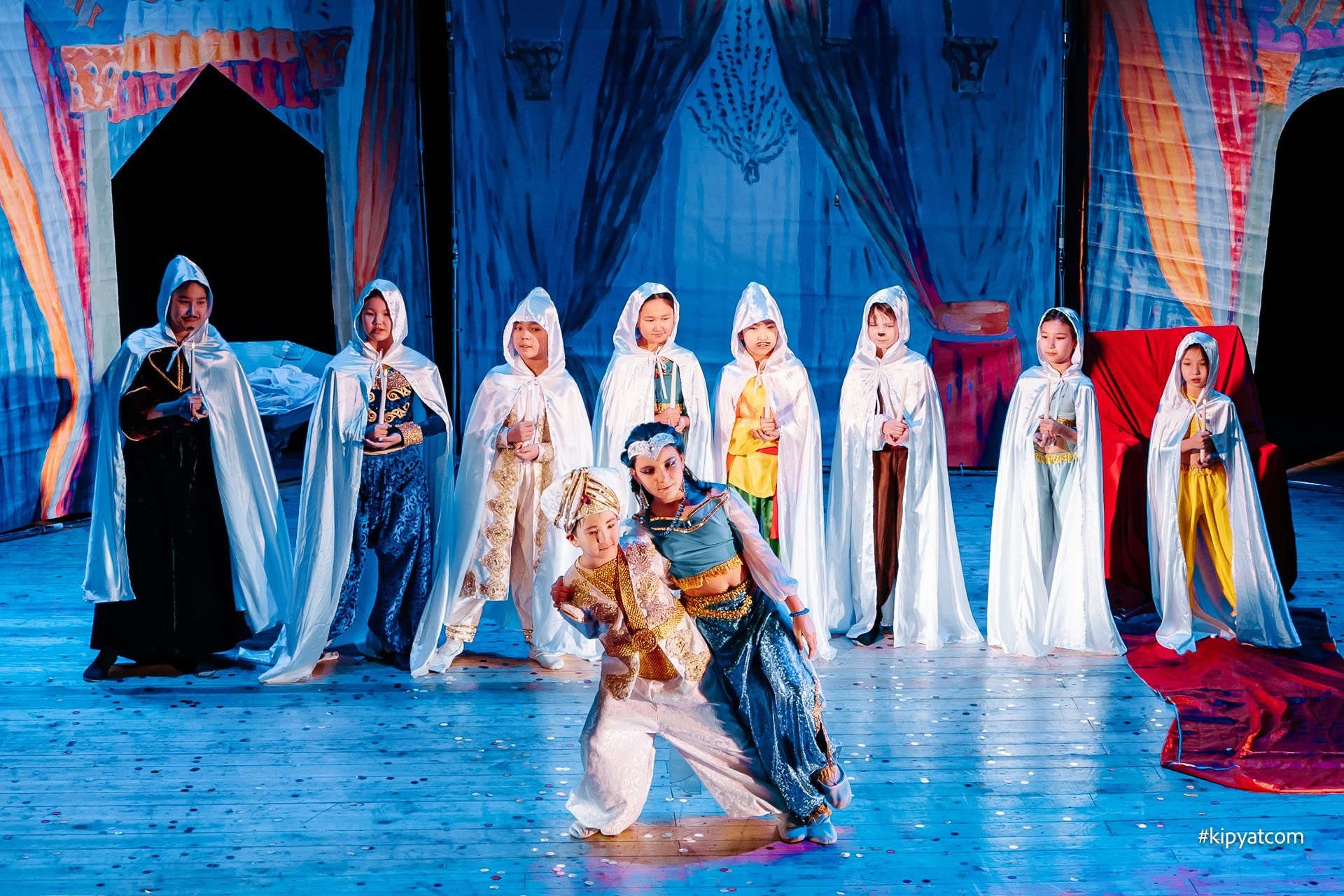 Спектакль Аладдин. Астана Кипятком