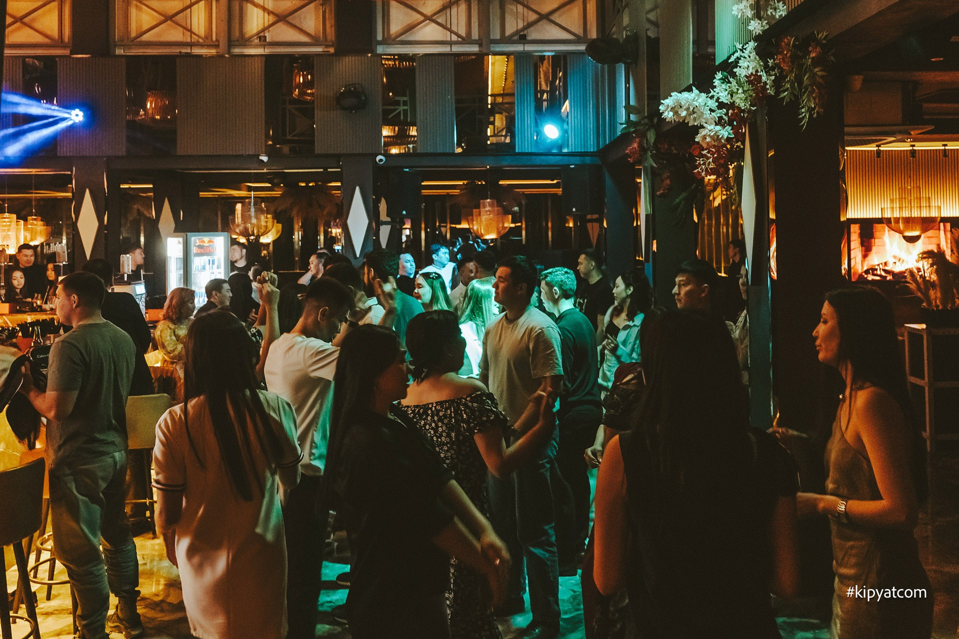 Панаехали на Туране. Астана Кипятком