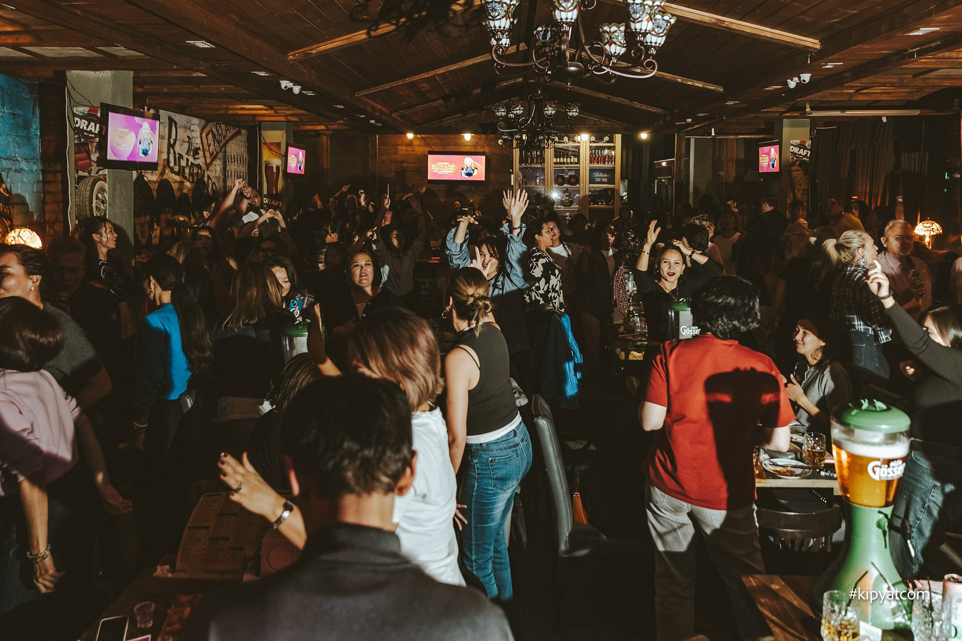 Отгадай мелодию. Астана Кипятком