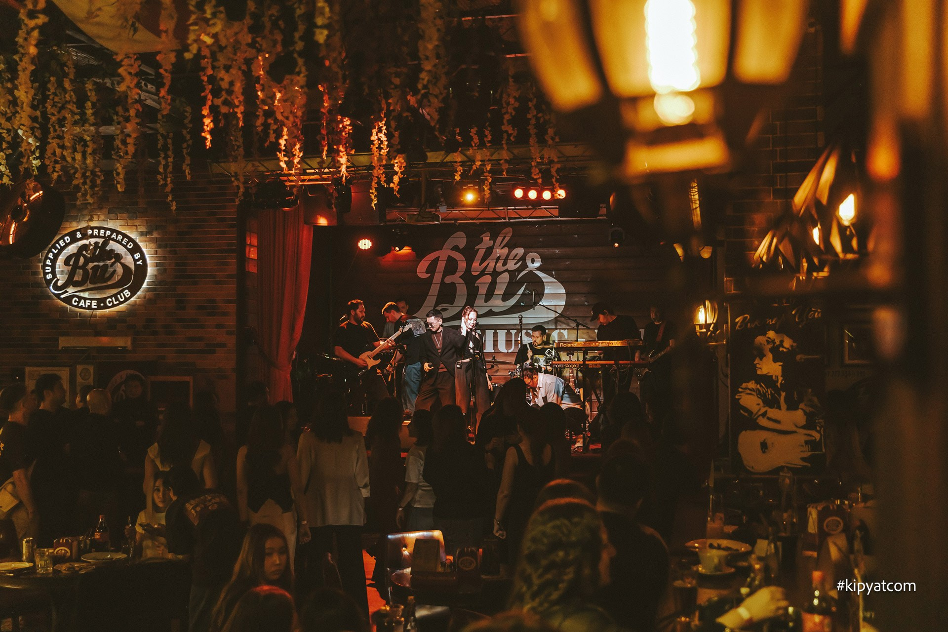 The Bus. Астана Кипятком