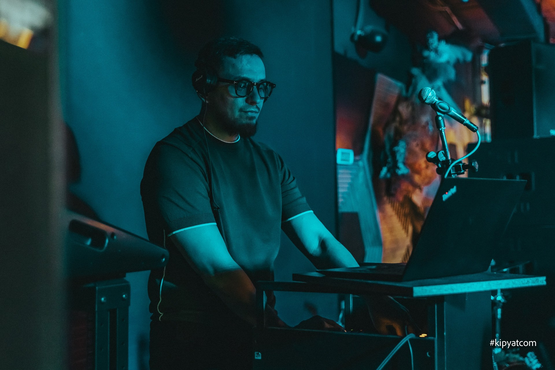 Панаехали бц Москва. Астана Кипятком