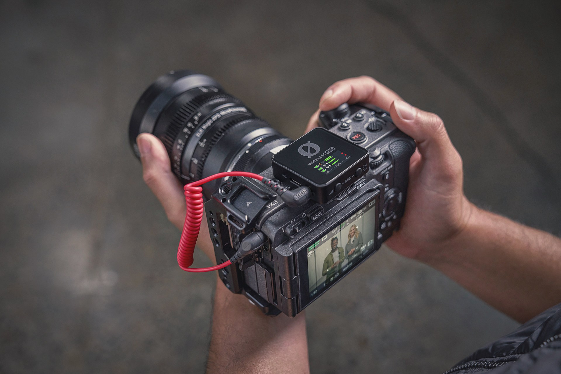 RODE, Wireless Pro, совместимый с 32-битной плавающей записью. Фотограф — видеограф в Москве Дмитрий Менделеев