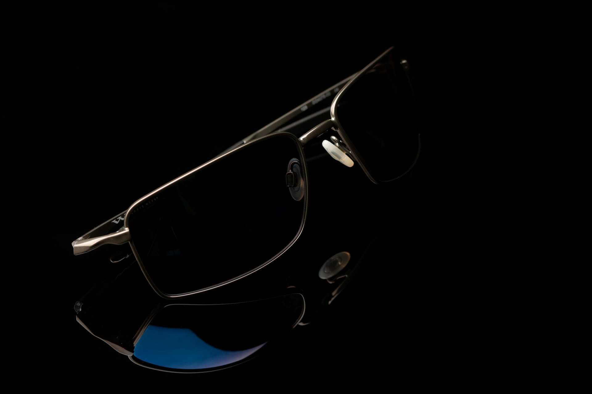 Как побороть пыль при обработке фото в Photoshop. Фотограф Дмитрий Лукьянов. Предметная и рекламная фотосъёмка товаров в Алматы