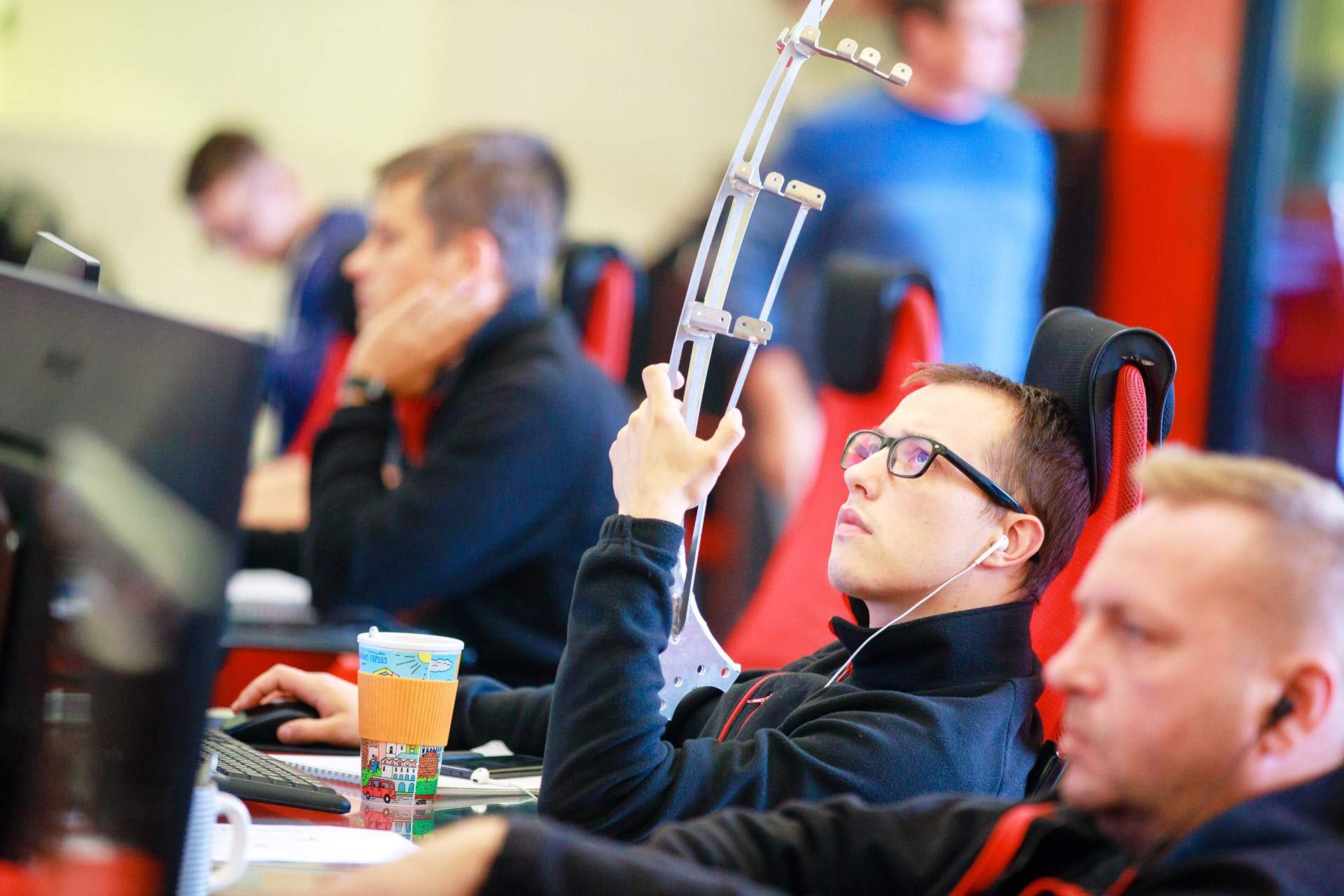 Репортаж из ENCATA — сервис конструкторской разработки. Репортажный фотограф в Минске. Алексей Матюшков