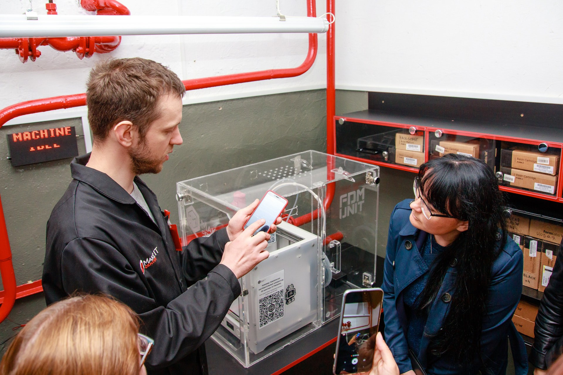 Репортаж из ENCATA — сервис конструкторской разработки. Репортажный фотограф в Минске. Алексей Матюшков