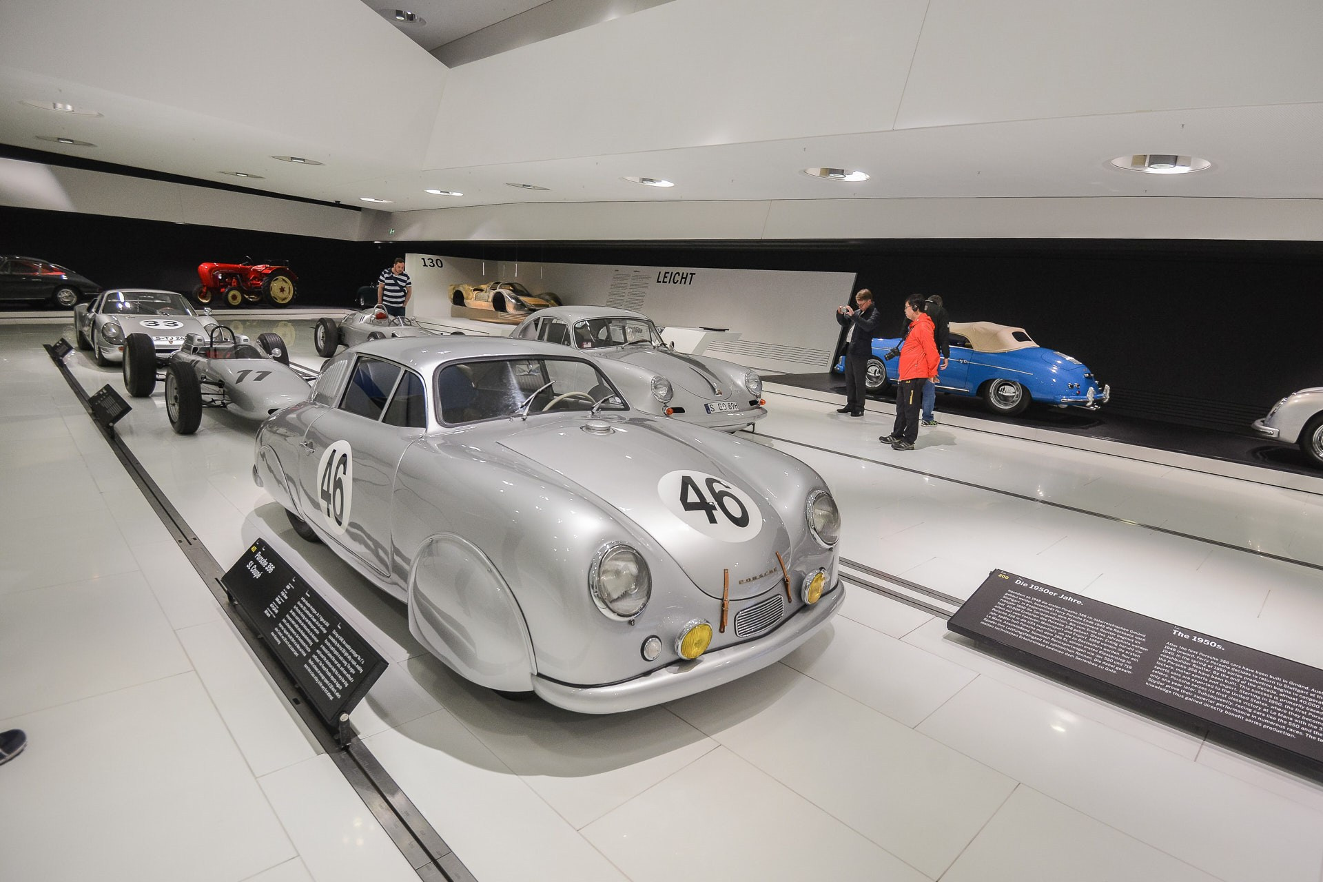 Музей Porsche в Штутгарте (2016 год). Репортажный фотограф в Минске. Алексей Матюшков