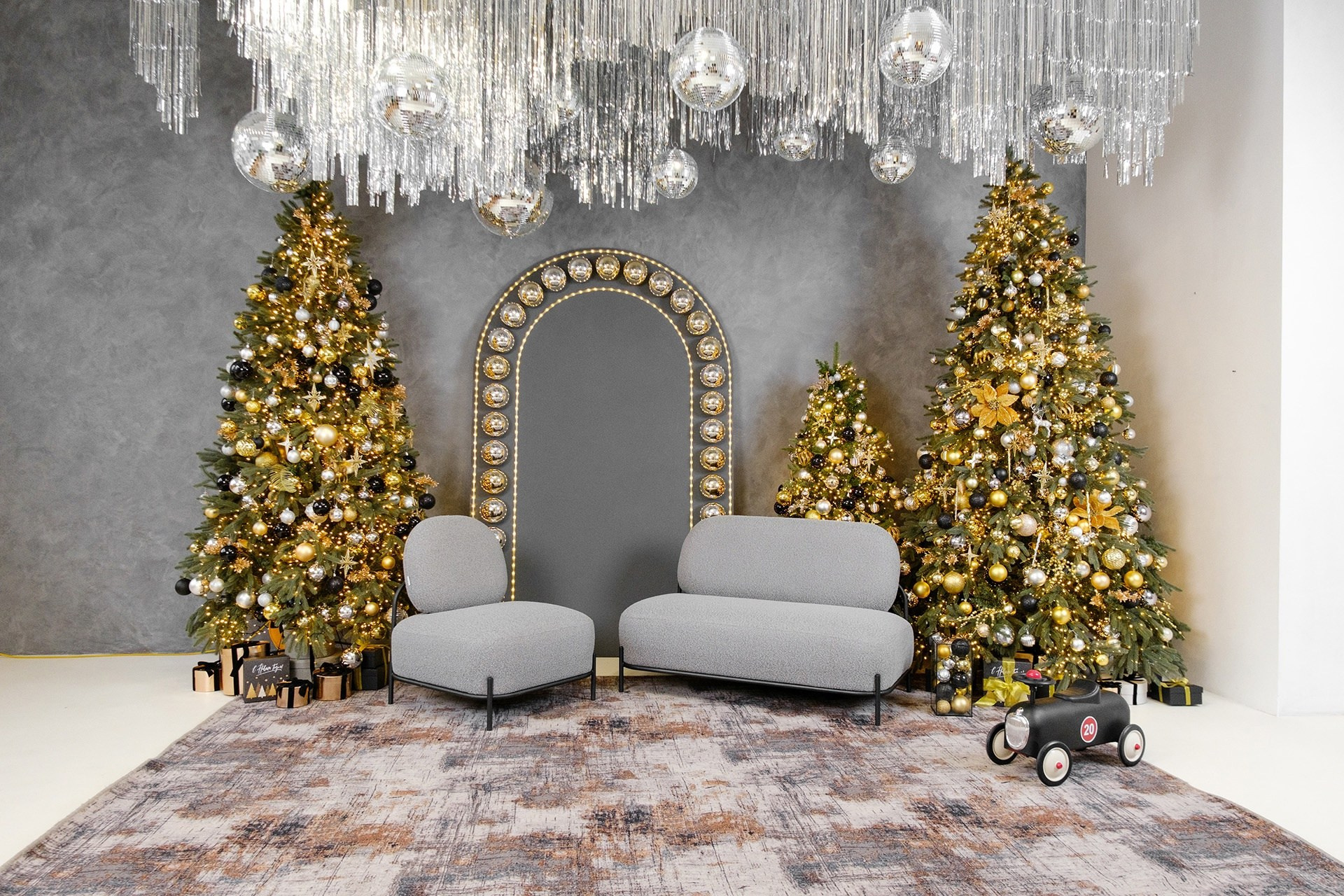 Фотостудии с новогодним интерьером 2024-2025. Детский и семейный фотограф в Екатеринбурге