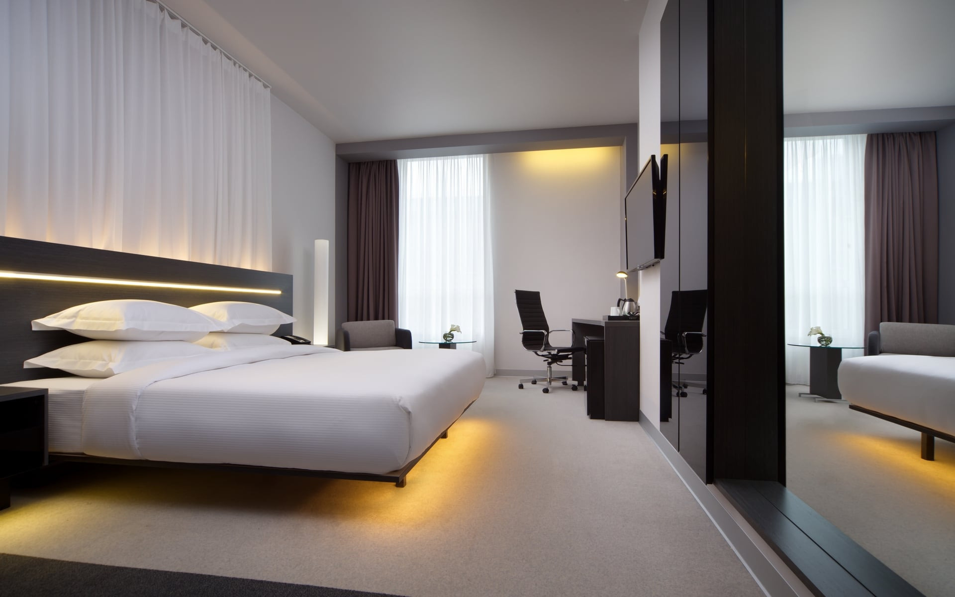 Отели и номера для фотосъемки. Свадебный фотограф в Екатеринбурге