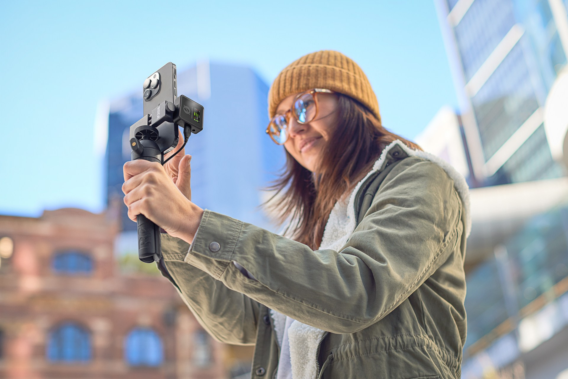 RODE, Wireless Pro, совместимый с 32-битной плавающей записью. Фотограф — видеограф в Москве Дмитрий Менделеев