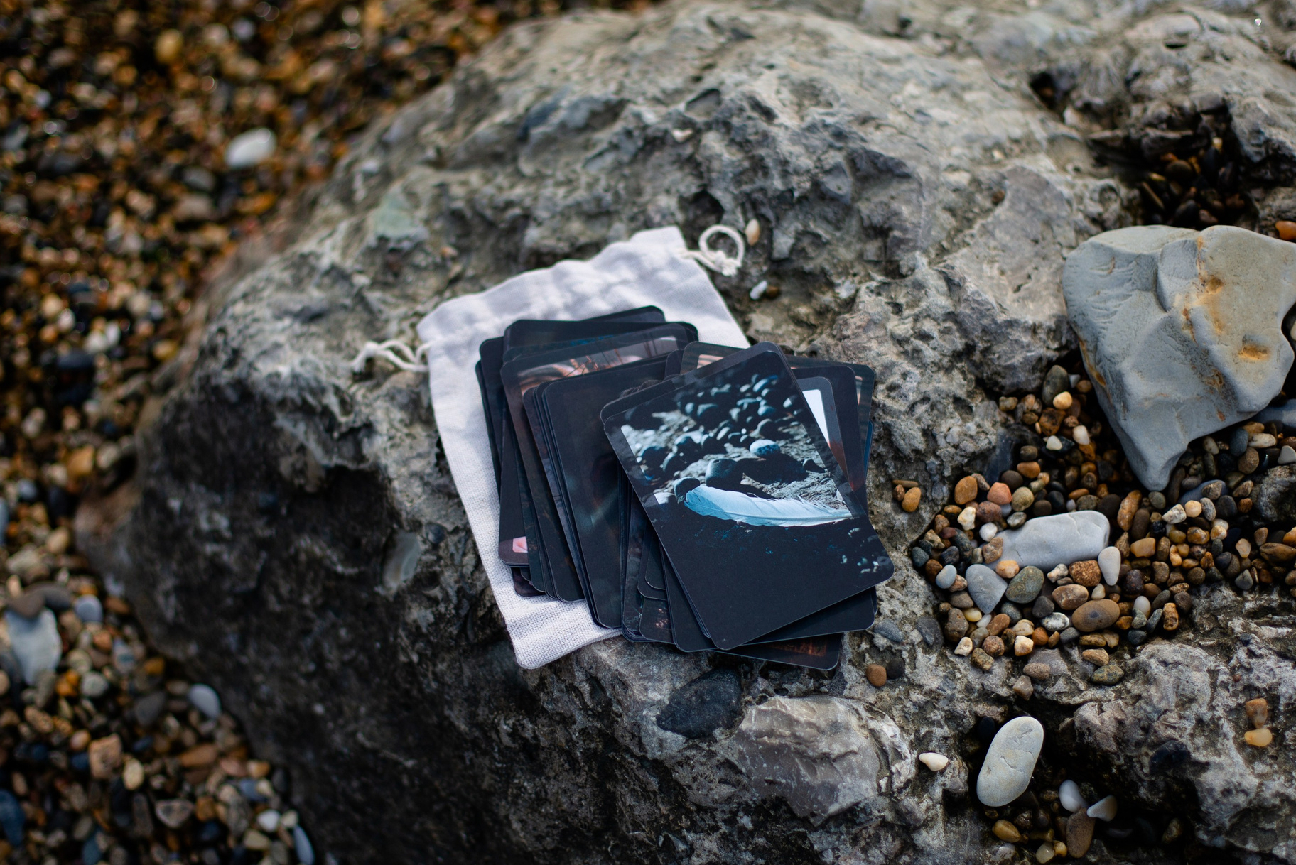 Колода-оракул «Дороги Земли ветров». Портретный фотограф в Москве и Геленджике Кирилл Вахитов