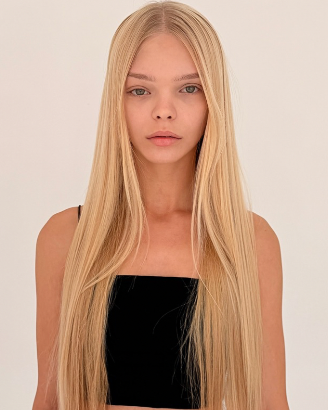 MODELS. MONSTERA MODELS