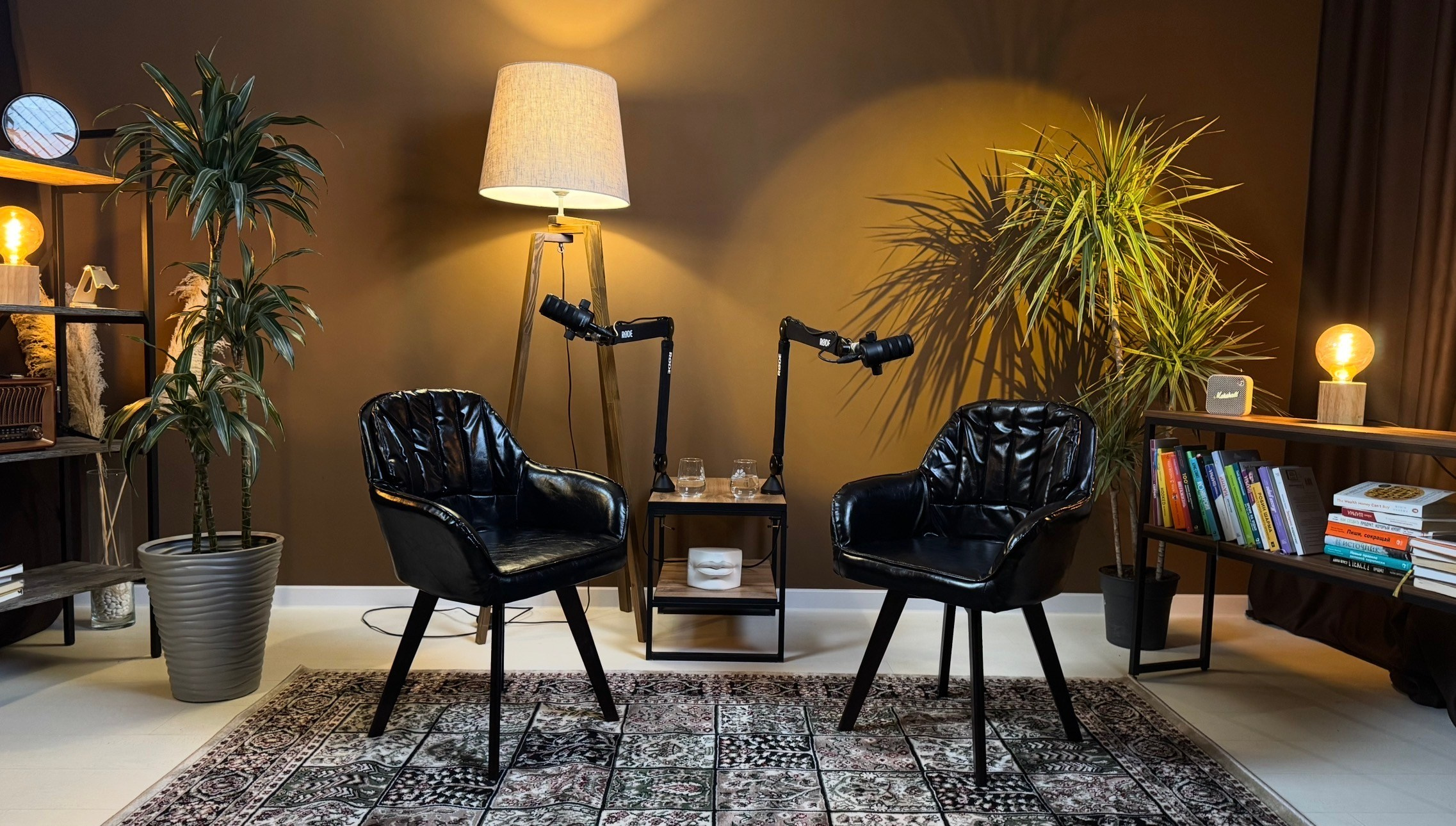 видеостудия, подкасты в Ижевске, видео студия, съемка подкастов снять, видео снять видео в Ижевске, видеосъемка подкастов, снять подкаст, подкаст, подкаст в Ижевске