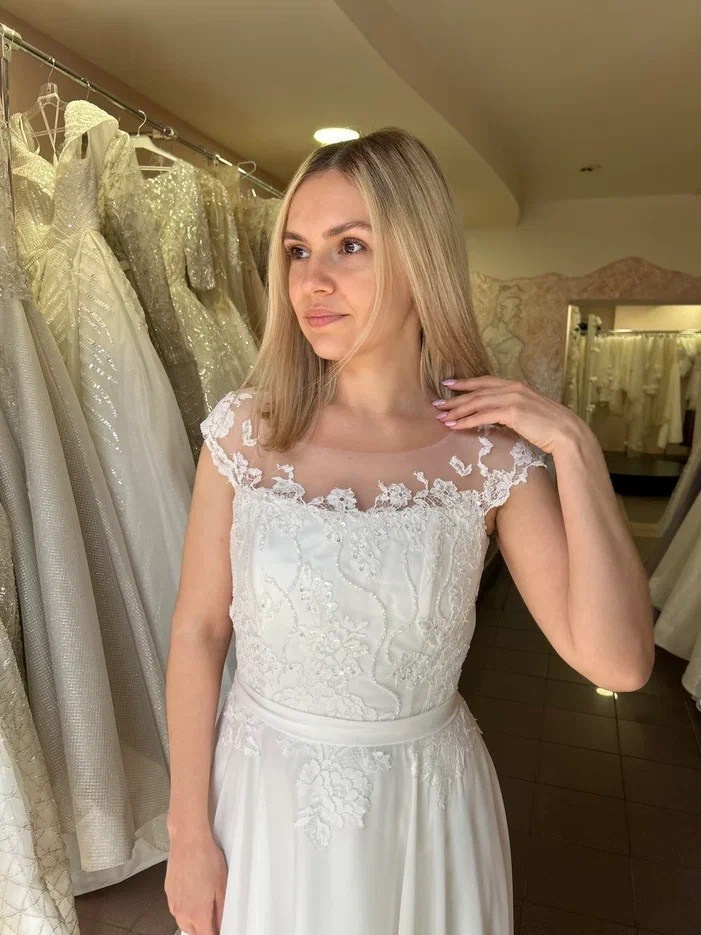 Платья со скидкой за 5000. Свадебный салон Саратов — Charmante