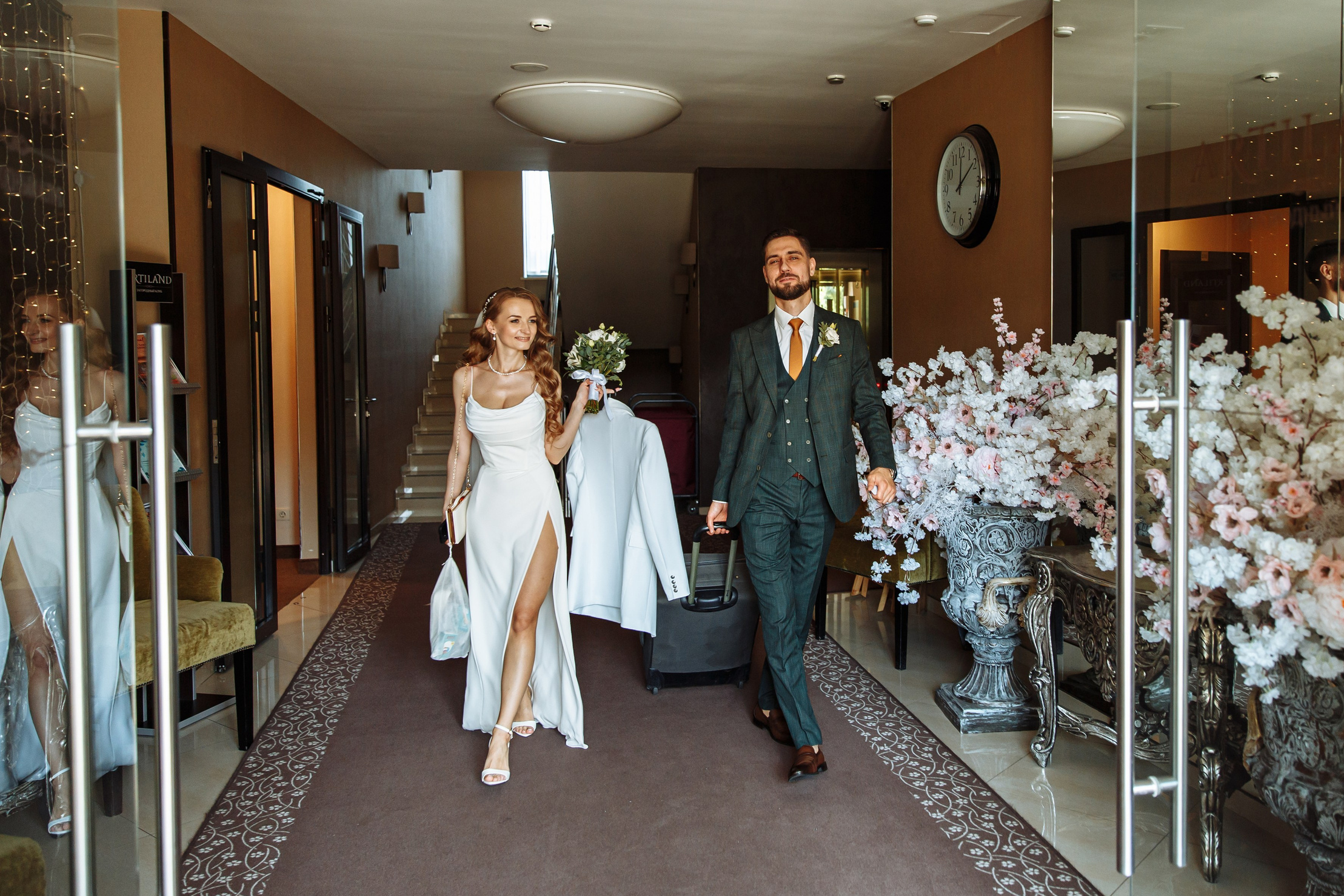 Какой реквизит взять на сборы невесты, фотосессию, в ЗАГС. Свадебный фотограф Москва и МО Сергей Киржаев