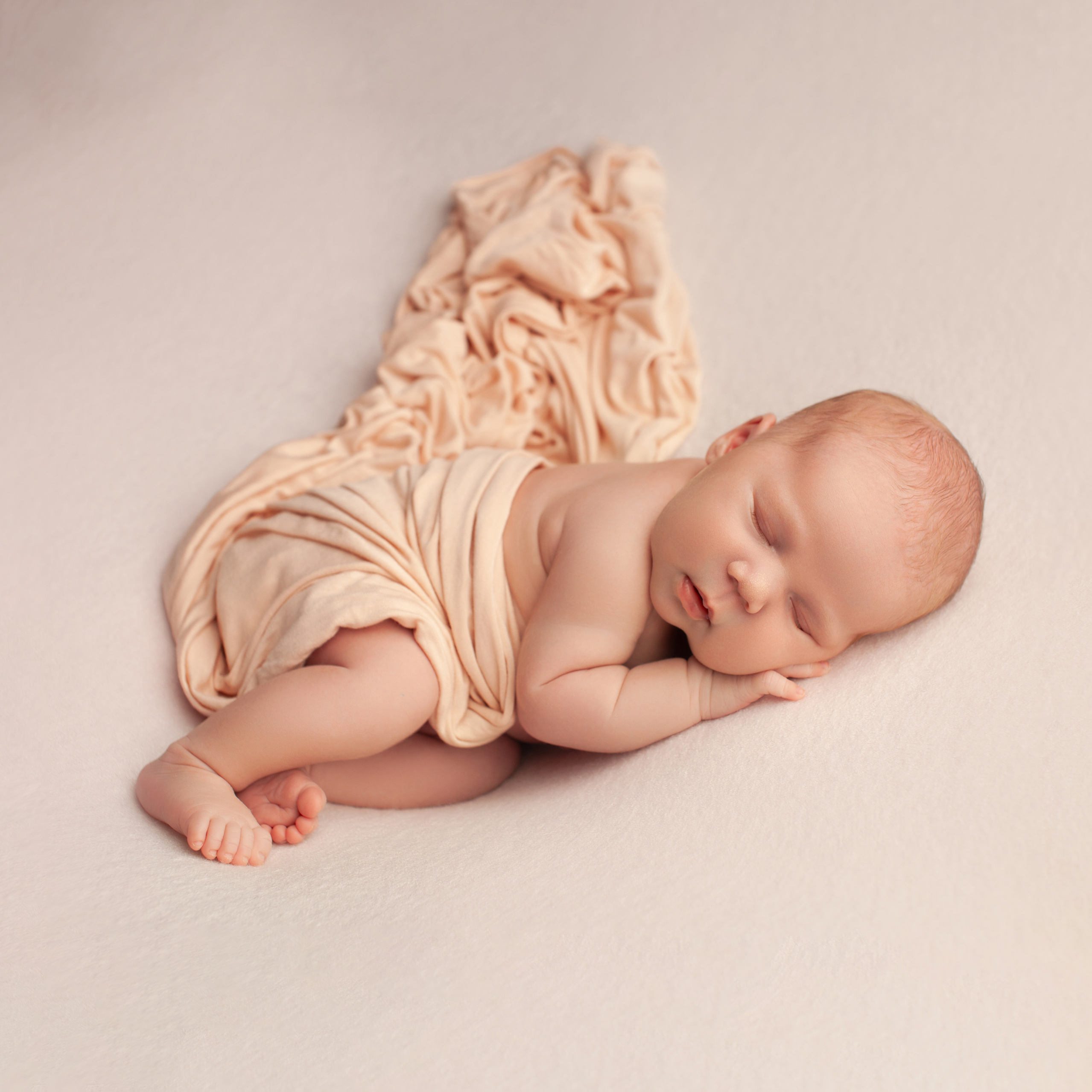 Фотограф новорождённых в Москве и МО