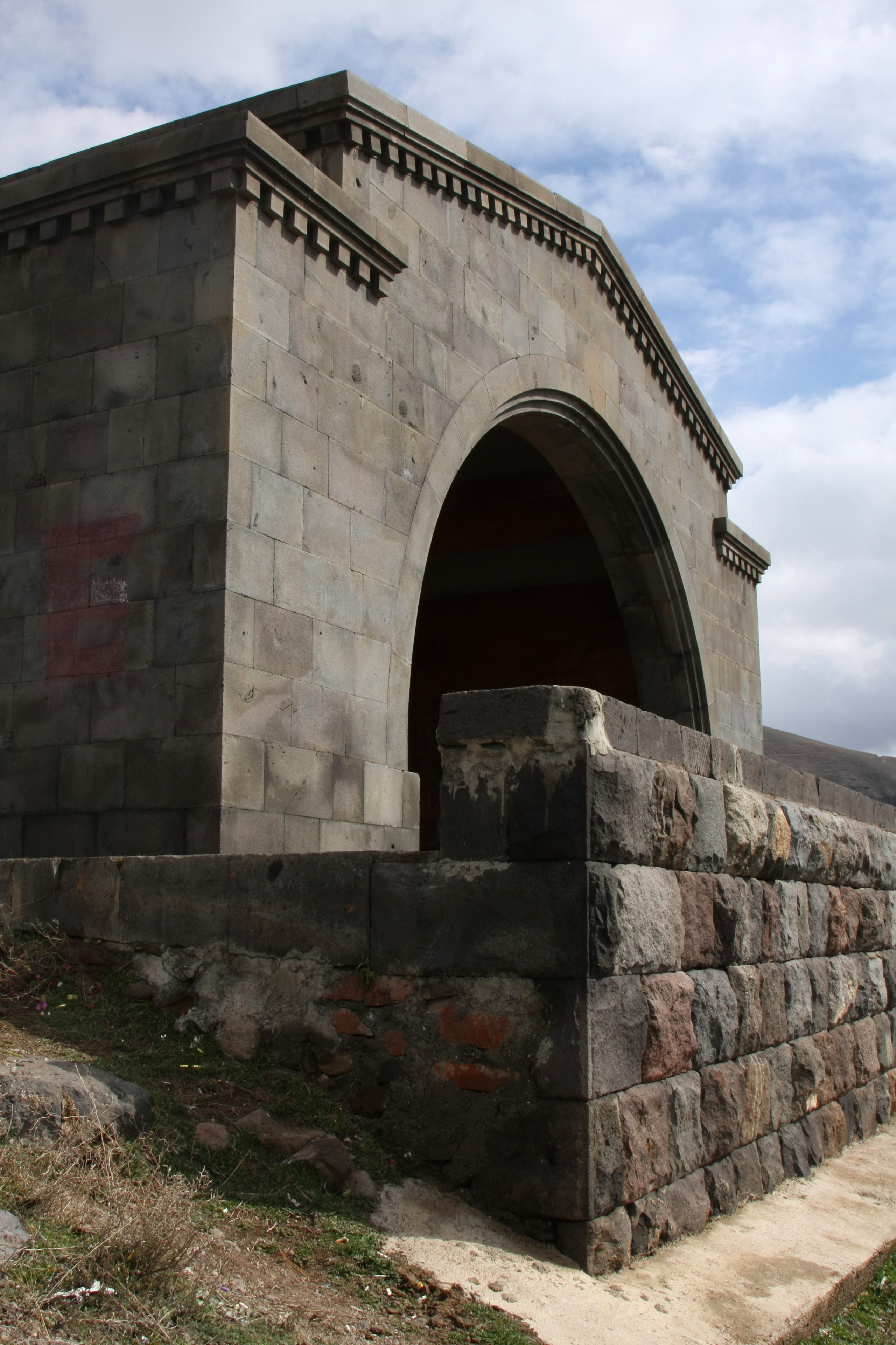 Разговоры об Армении. Walk & Fly with Batay