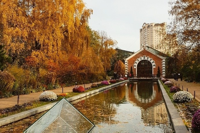 Необычные улицы и дворики Москвы. Фото Радости. Свадебный и семейный фотограф в Москве Юлия Самойлова