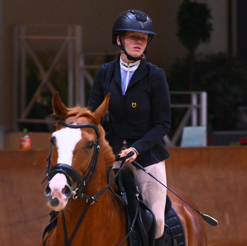 2025.10.25 — КСК Виват, Россия!. ТУРНИРНАЯ КОННАЯ ФОТОГРАФИЯ, Руднева Ольга и Евгений Адеев
