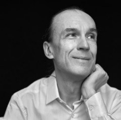 О театре «Палитра». Санкт-Петербургский драматический театр «Палитра»