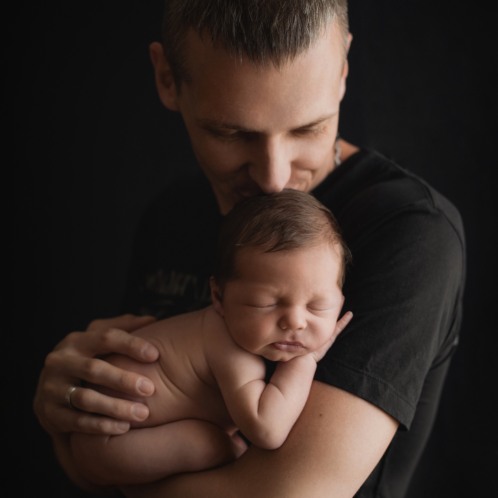 Стоимость фотосессии новорожденного Челябинск. Фотограф беременности, новорожденных и детей до года в Челябинске Волк