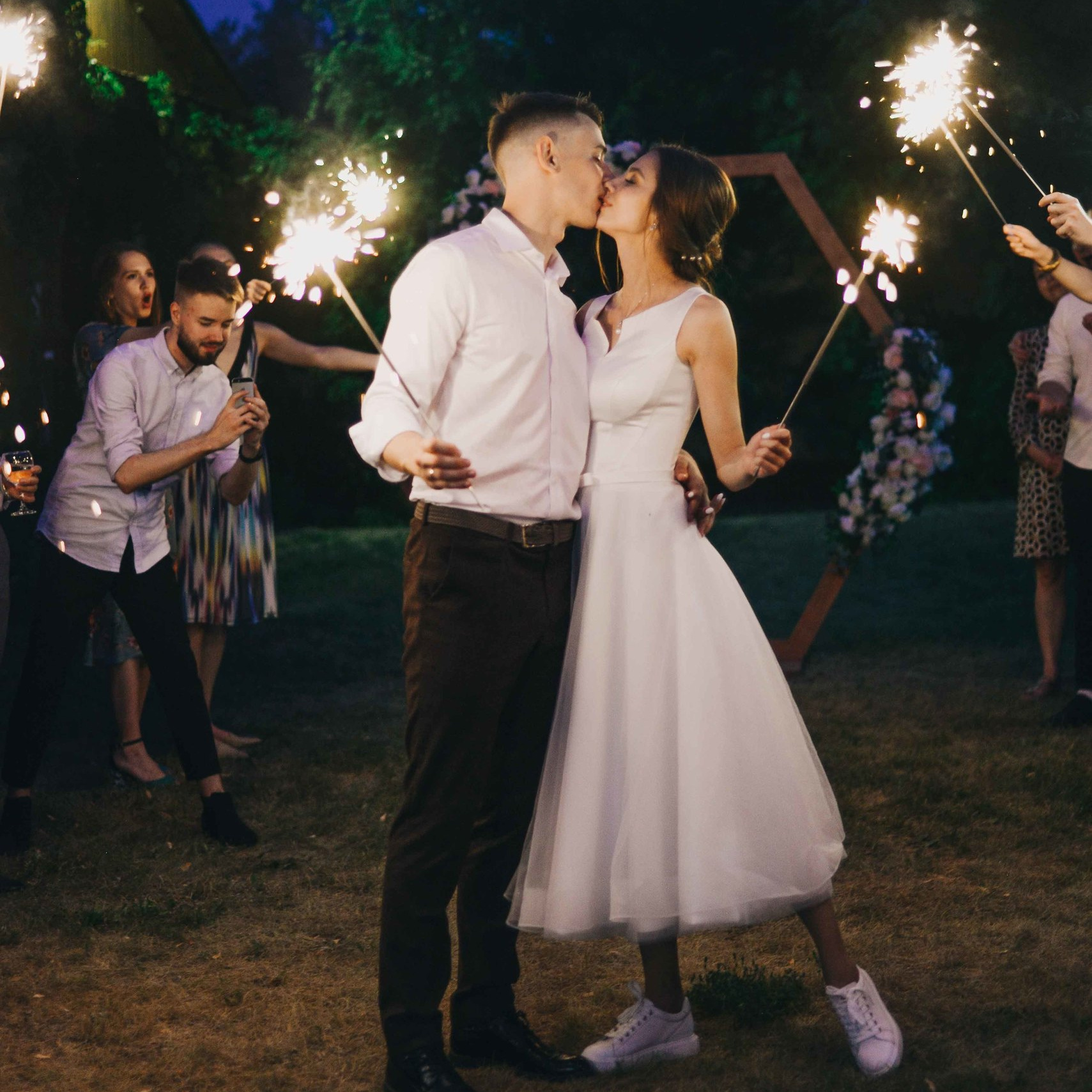 Стоимость фотосъемки в Кургане. Свадебный и семейный фотограф Любава в Кургане