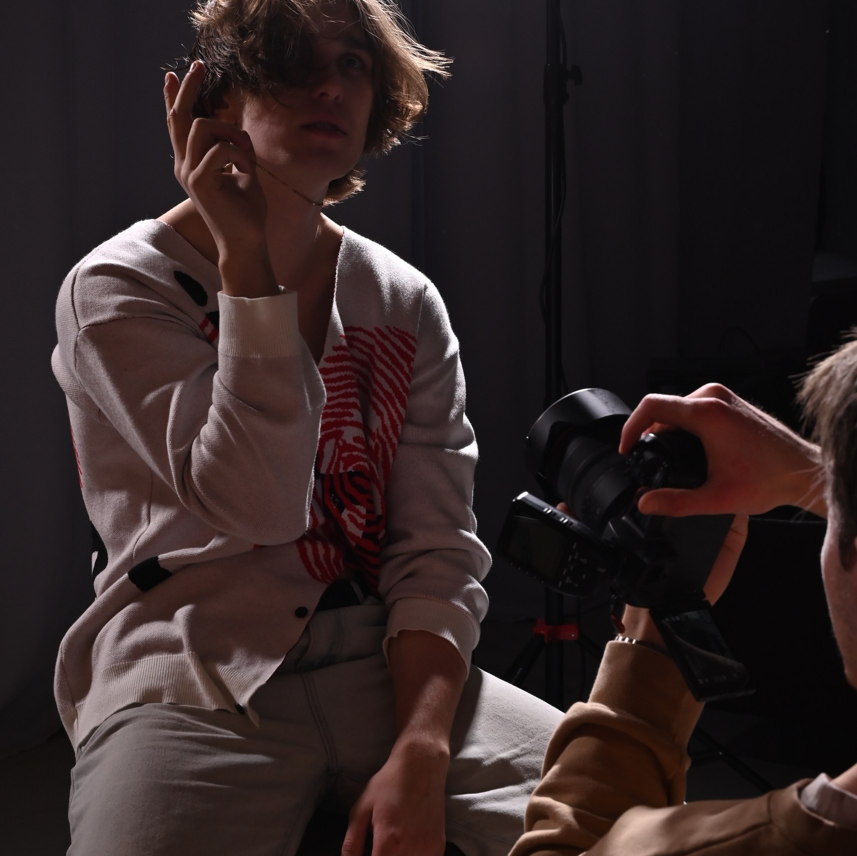 Привет, я фотограф Джим Кривош, снимаю стильные портреты и свадьбы в таких городах как: Москва, Иркутск, Красноярск, Питер.