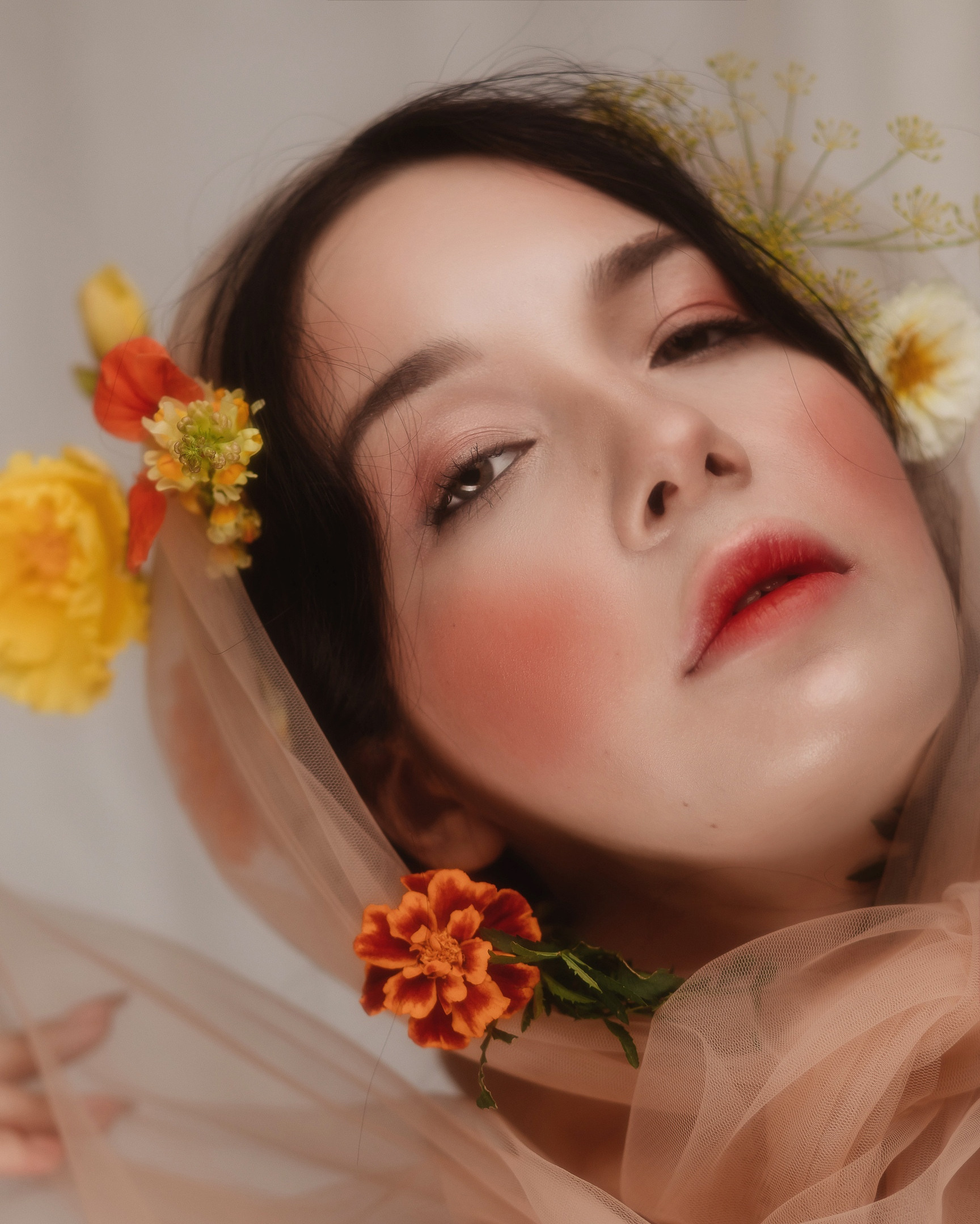 Студийный фотограф. Свадебный и портретный фотограф