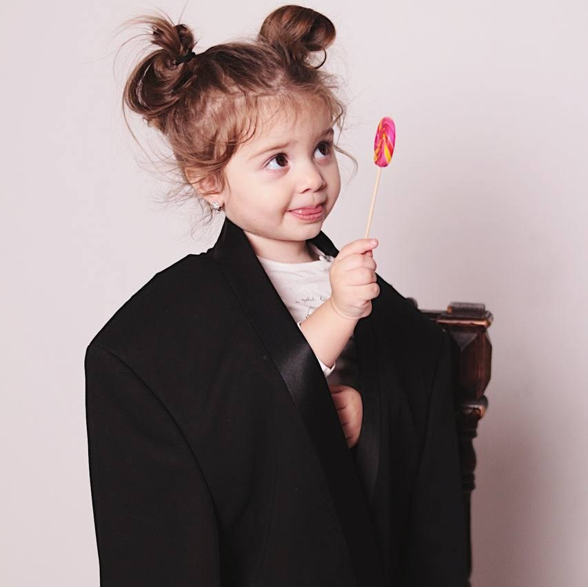 Контакты. Фотограф Пирумян Анна. г. Сургут, г. Воронеж