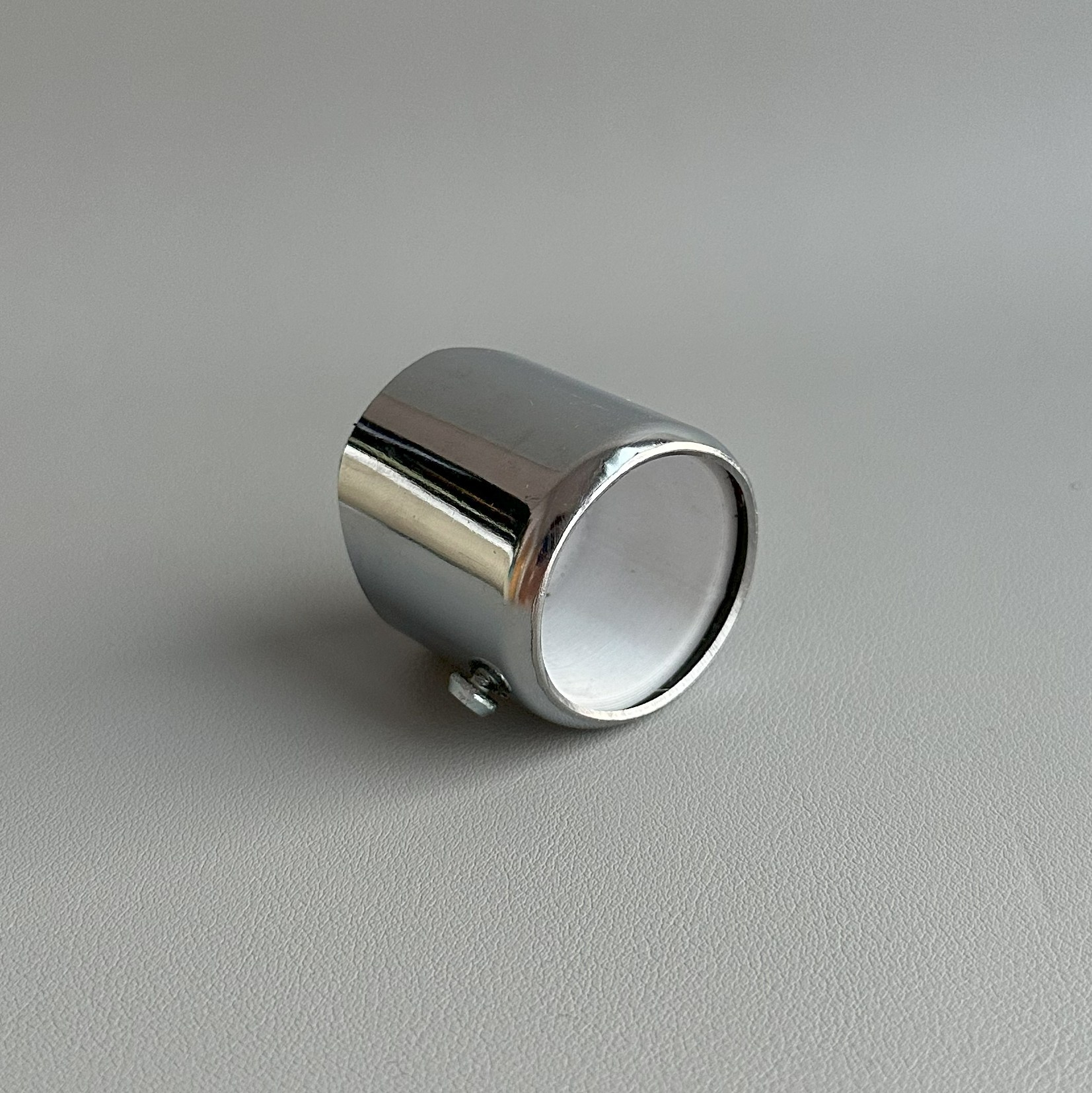 Свое оборудование. Торговое оборудование Новосибирск ПФ ТТС. Производственная фирма ТехноТоргСервис