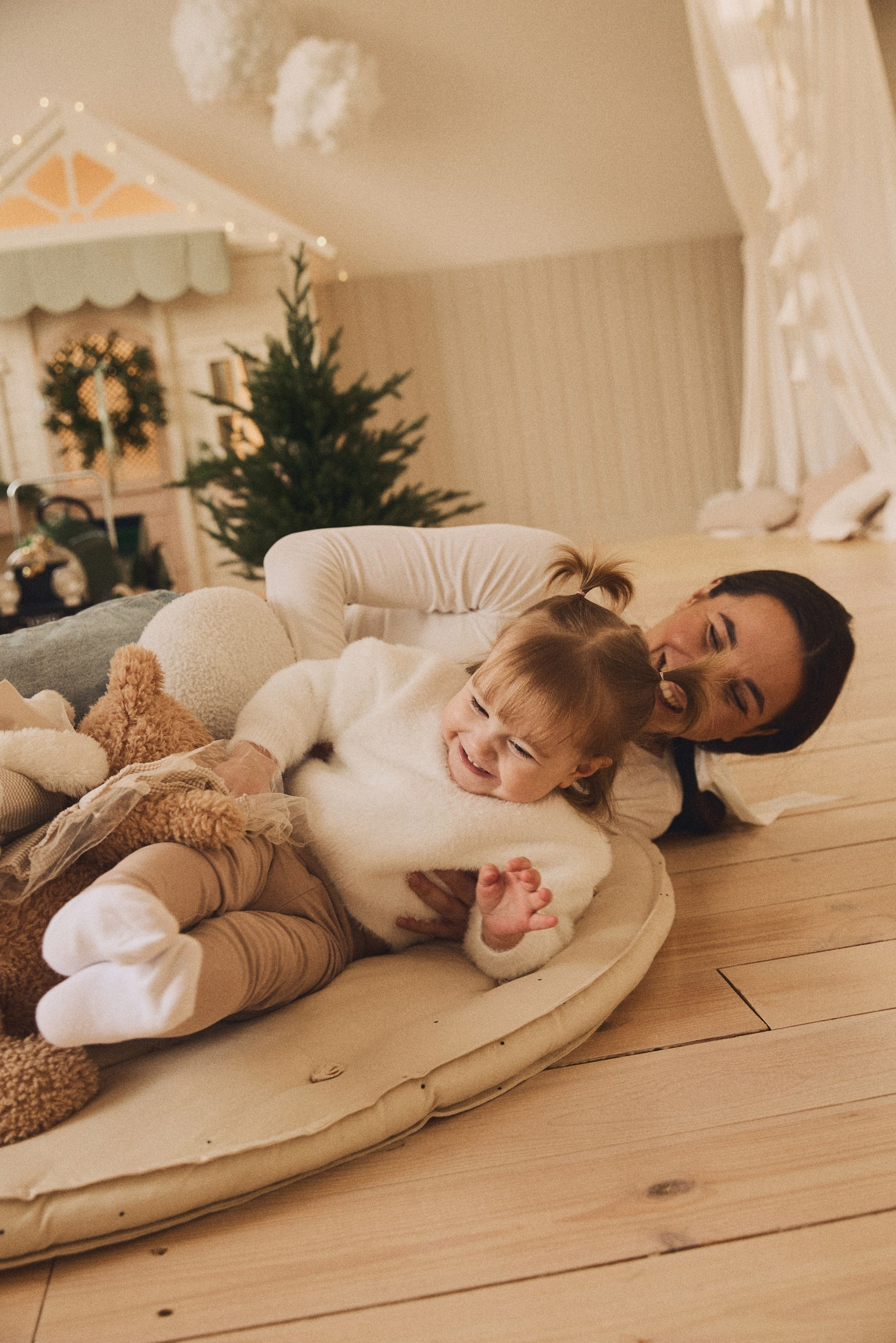 Семейная съёмка в фотостудии: как проходят мои съемки и что важно знать. Дмитрий Мазуркевич: Профессиональный Репортажный Фотограф