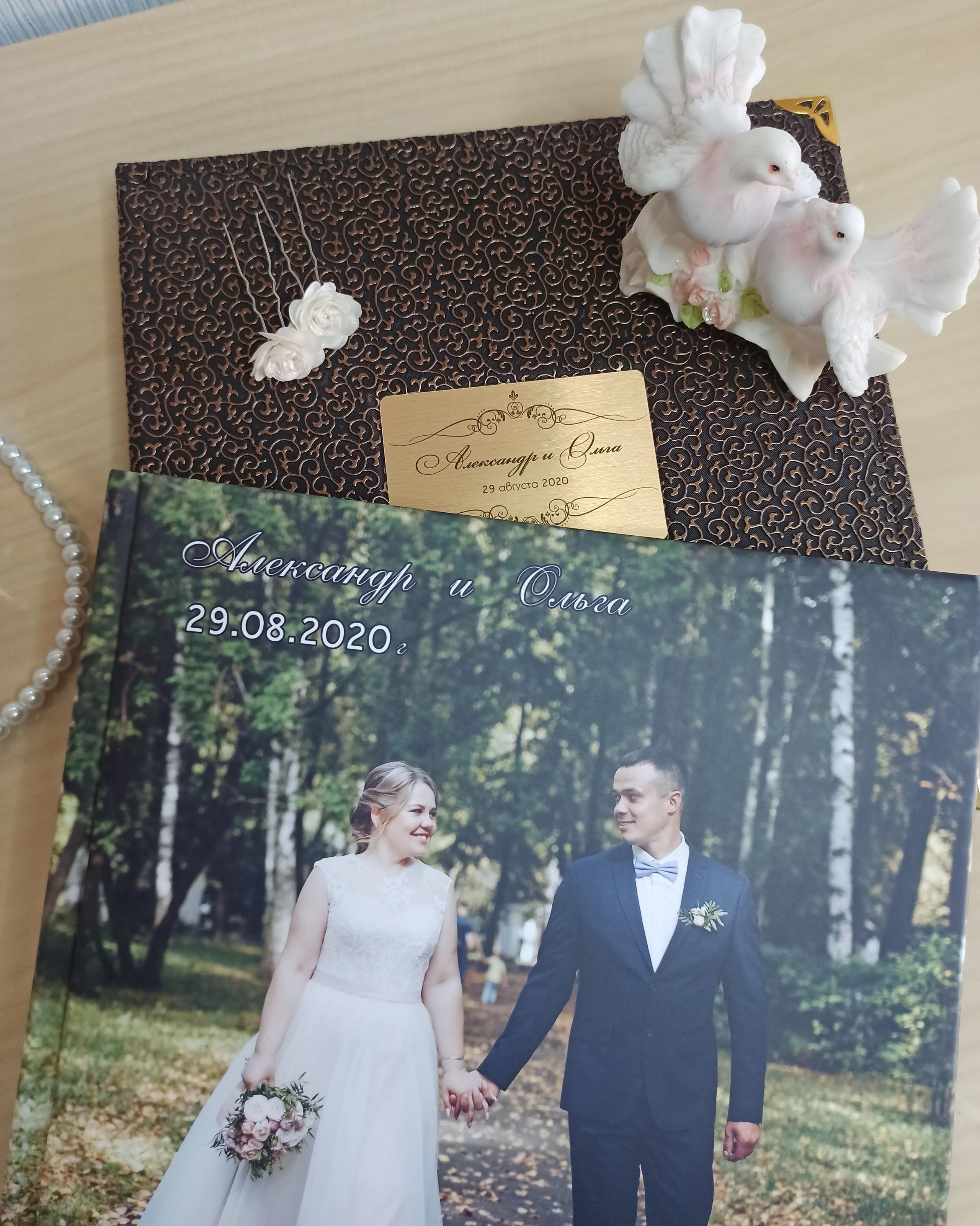 Стильные выпускные альбомы в Старом Осколе. Свадебные фотокниги