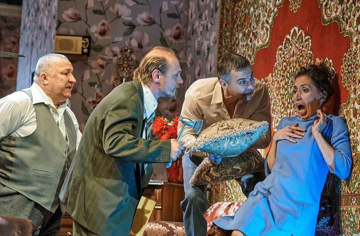 Пьют и воруют. Журнал о самом особенном. Пермь и Пермский край