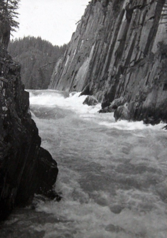 Первая экспедиция туристов-водников Алтая (1970). Фотограф Эдуард Алмадаков