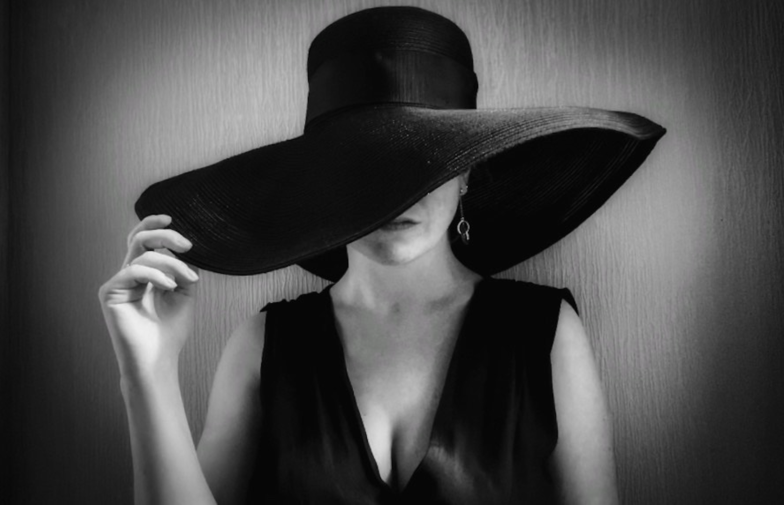 Yu Akhulkova. UNUSUAL TALENT magazine