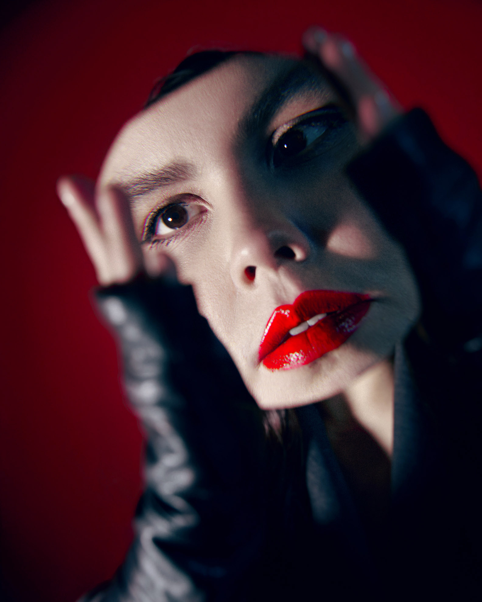 CATE SAZHINA. INNER BEAUTY