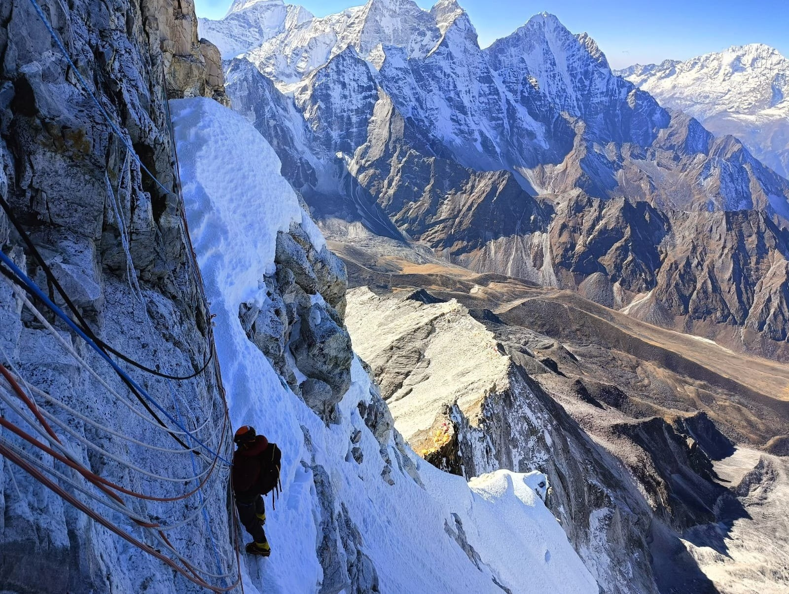 Работа гида — это жизнь. “Steel Angel”: women’s climbing award