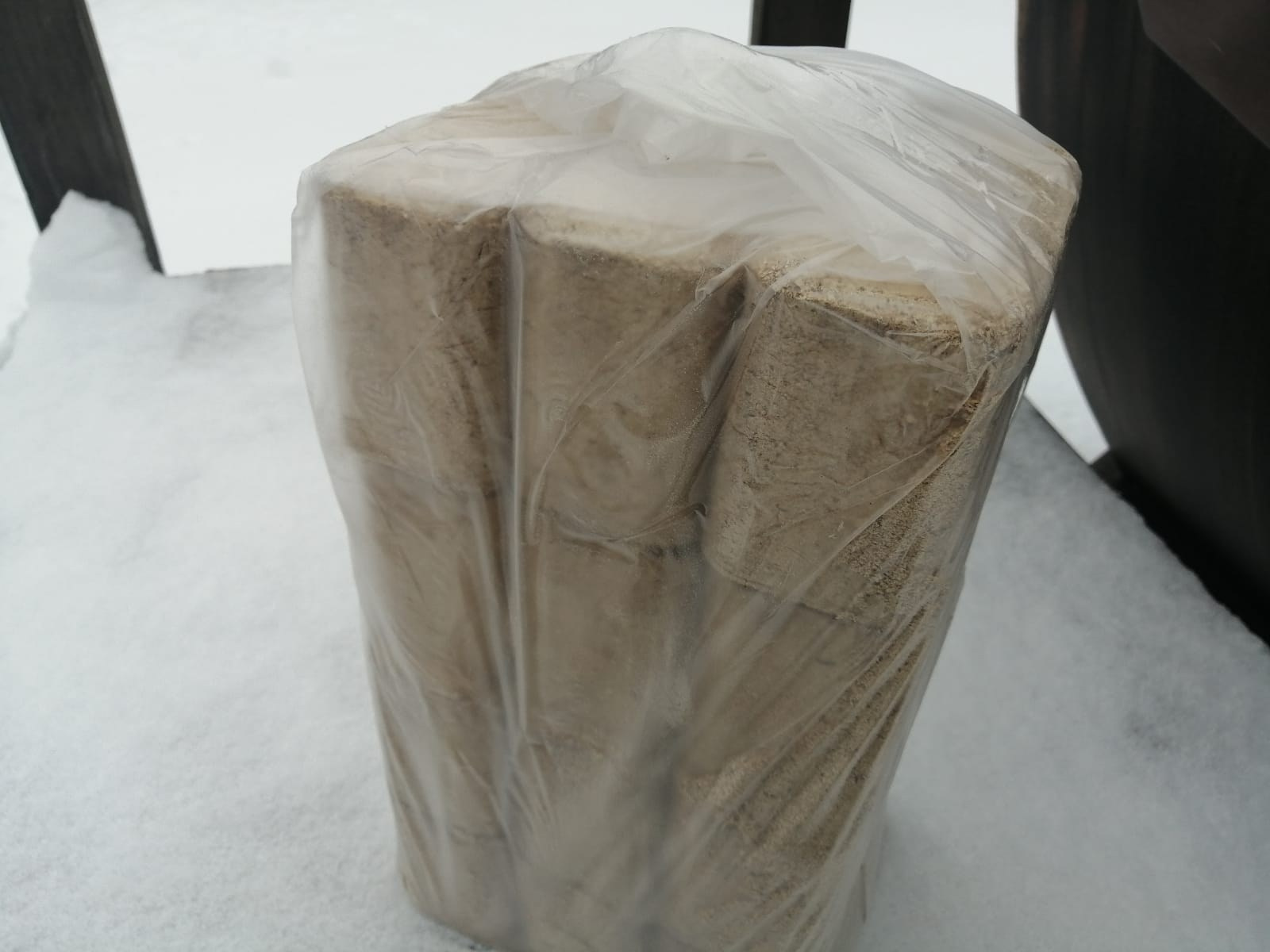 Дрова или брикеты, что лучше использовать для бани — читать статью в блоге