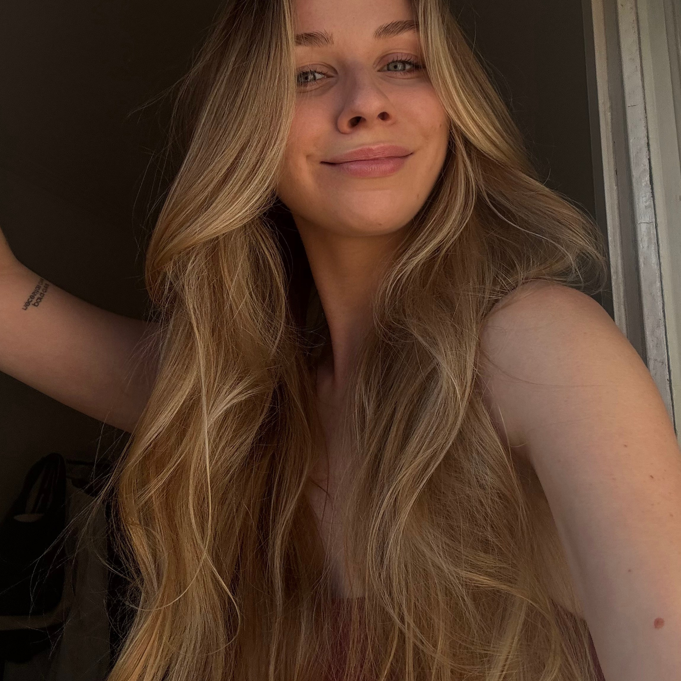 Price. Photographer Anastasia Kirnosenko