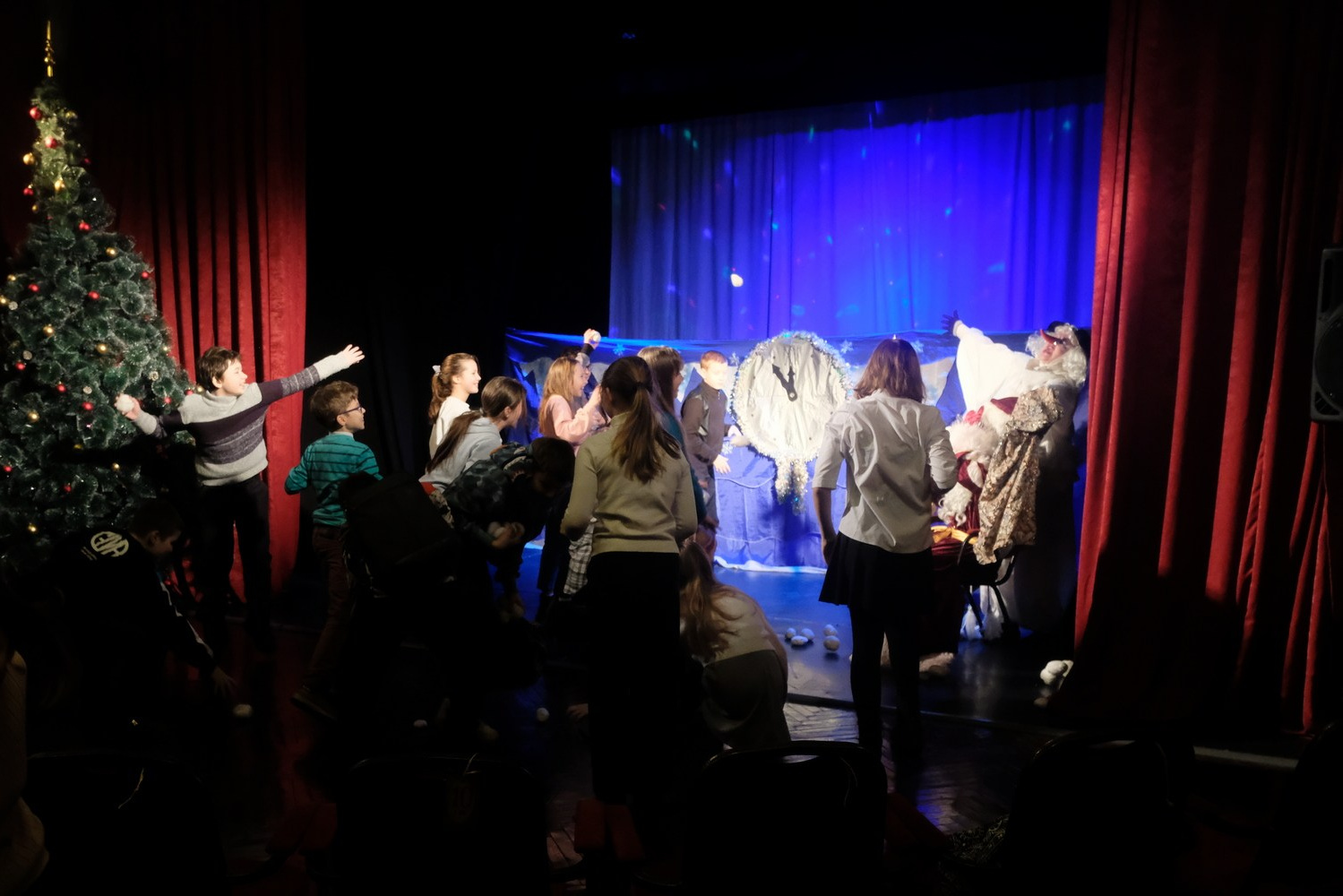 Новогодний спектакль для детей. Ёлка. Купить билет на ёлку. Дом Шрёдера