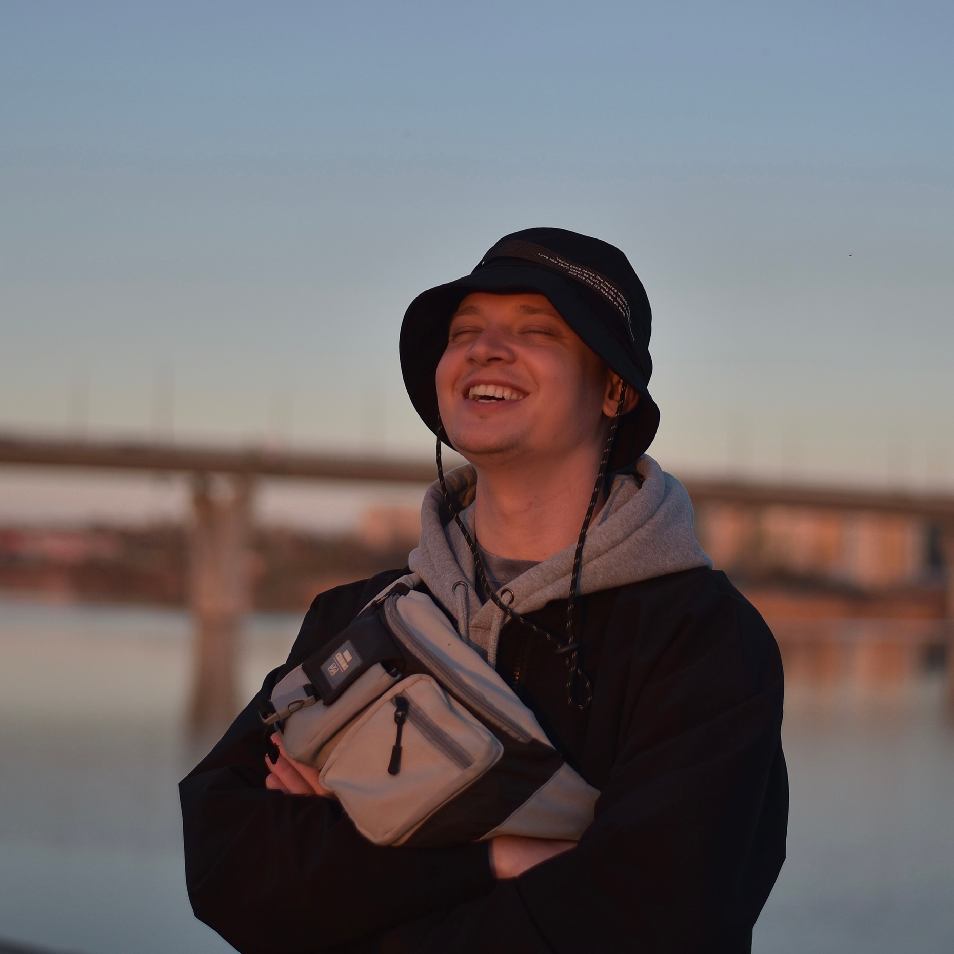 Контакты. Фотограф Балаково Вольск Саратов Исаичкин Даниил