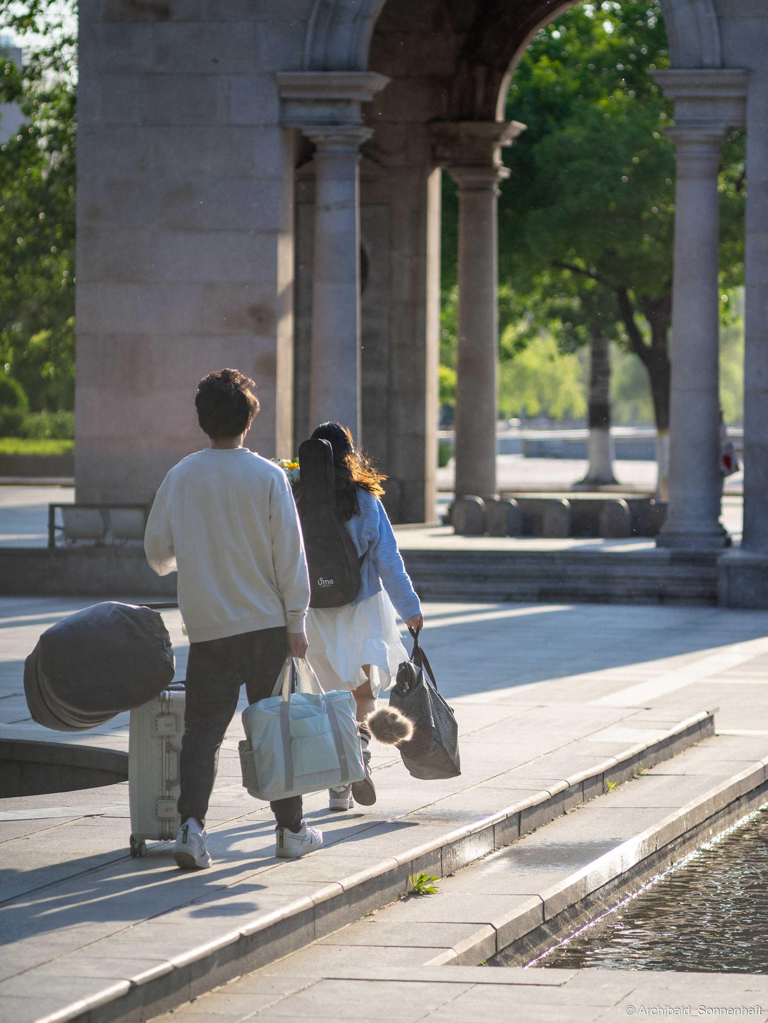 Walking in TJU on the first of May. Photographer in Guangzhou, China. Archibald Sonnenhaft