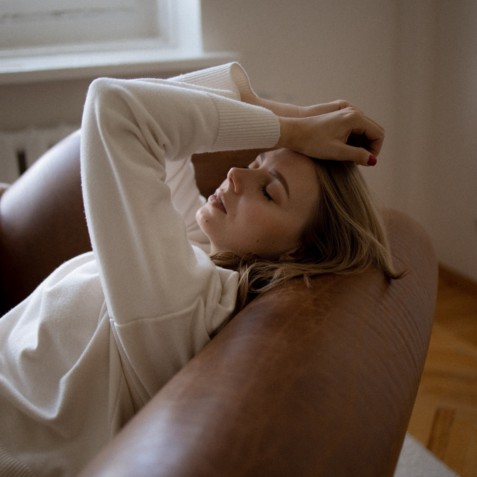 Контакты. Фотограф Анастасия Бобылева, Москва и Московская область