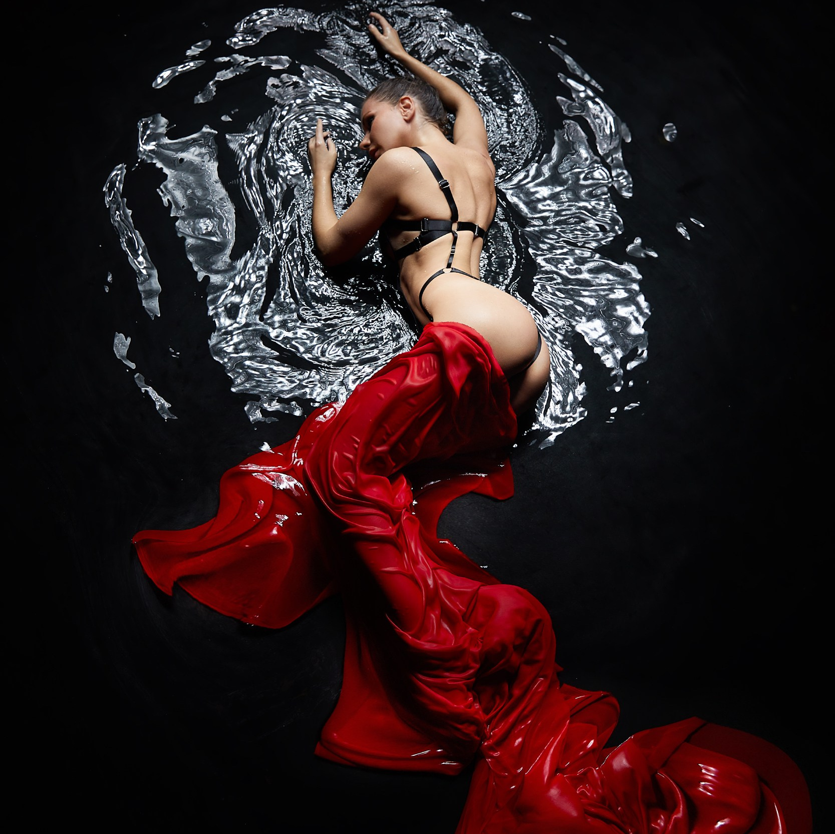 Gift Certificate. Photographer for business Mikhail Semenov. Aqua photo studio, photo school