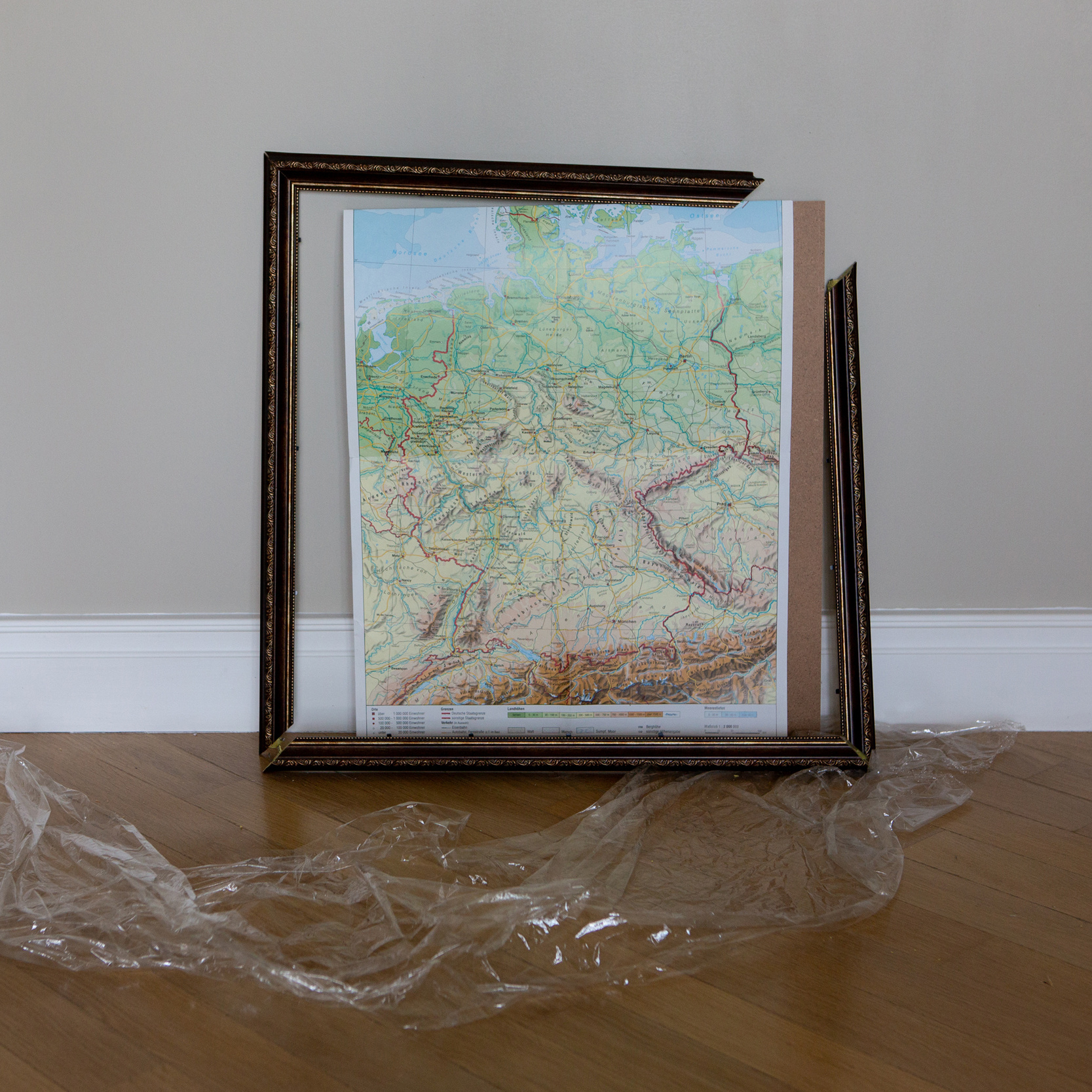 Выставка ''Вещь № 4'' с 26 августа по 26 октября 2020 года